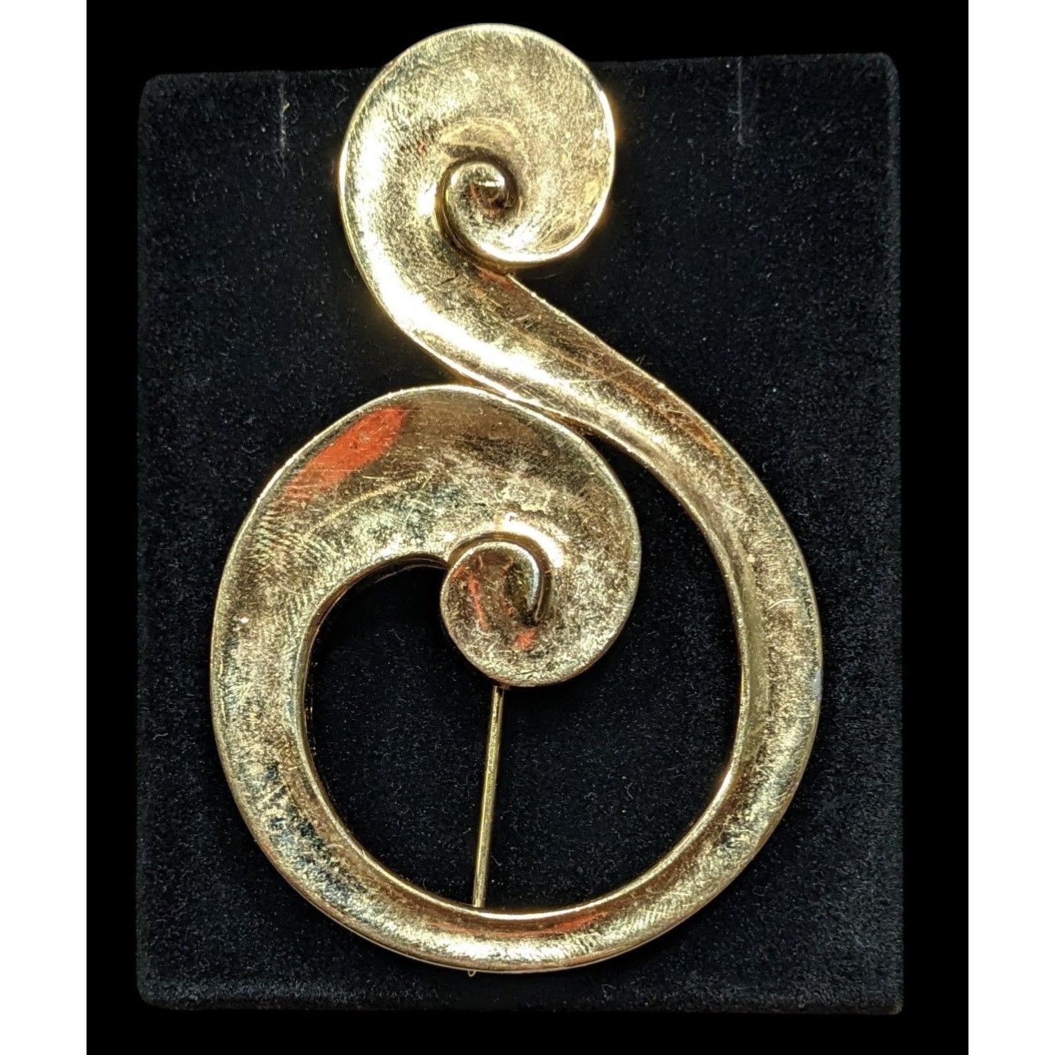 Givenchy Vintage Givenchy Modern Abstract Swirl Music Symbol Brooch Size ONE SIZE - 1 Thumbnail