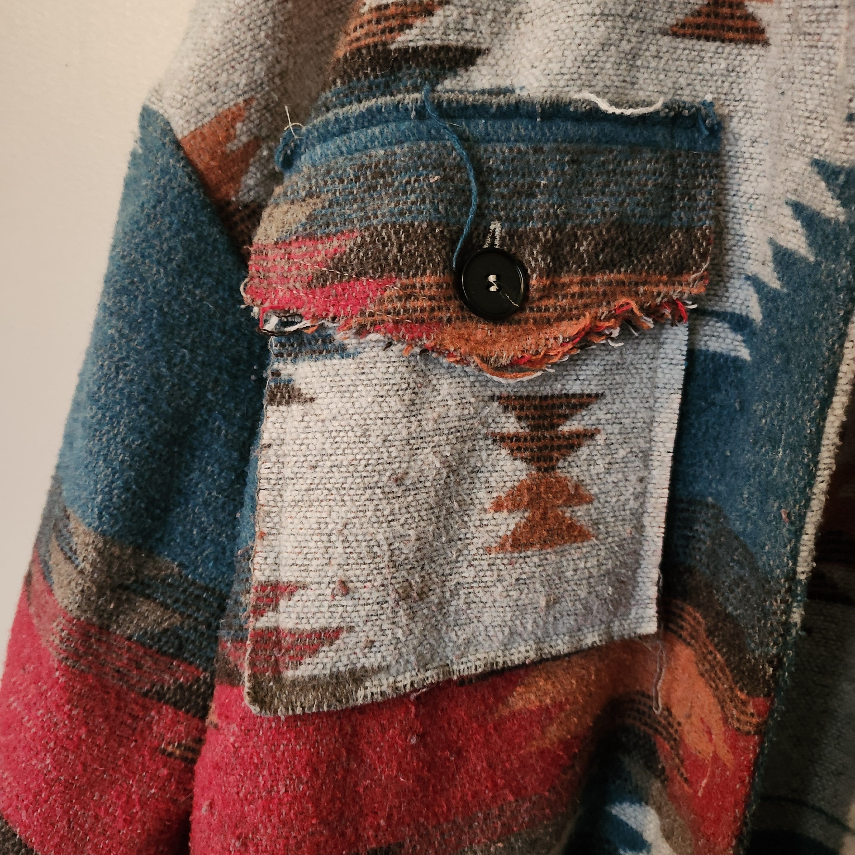 Other La Miel Women's Aztec Southwestern Jacket Button Frayed Sz M Size M / US 6-8 / IT 42-44 - 2 Thumbnail