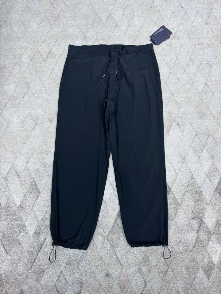 Prada Prada Nylon Drawstring Trousers Size 36 Size US 36 / EU 52 - 1 Thumbnail