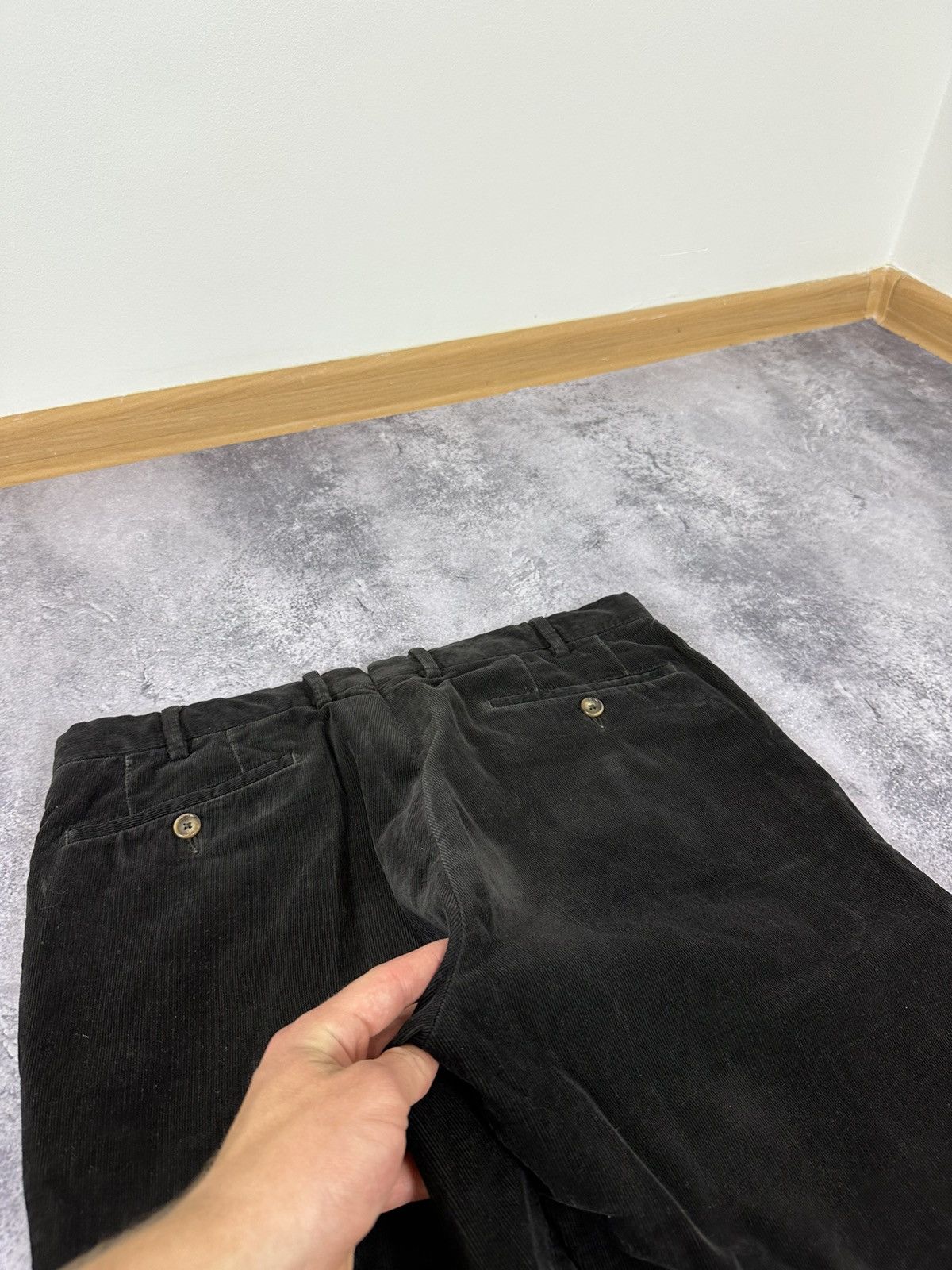 Burberry Vintage Burberry Black Corduroy Luxury Velvet Designer Pants Size US 34 / EU 50 - 9 Thumbnail