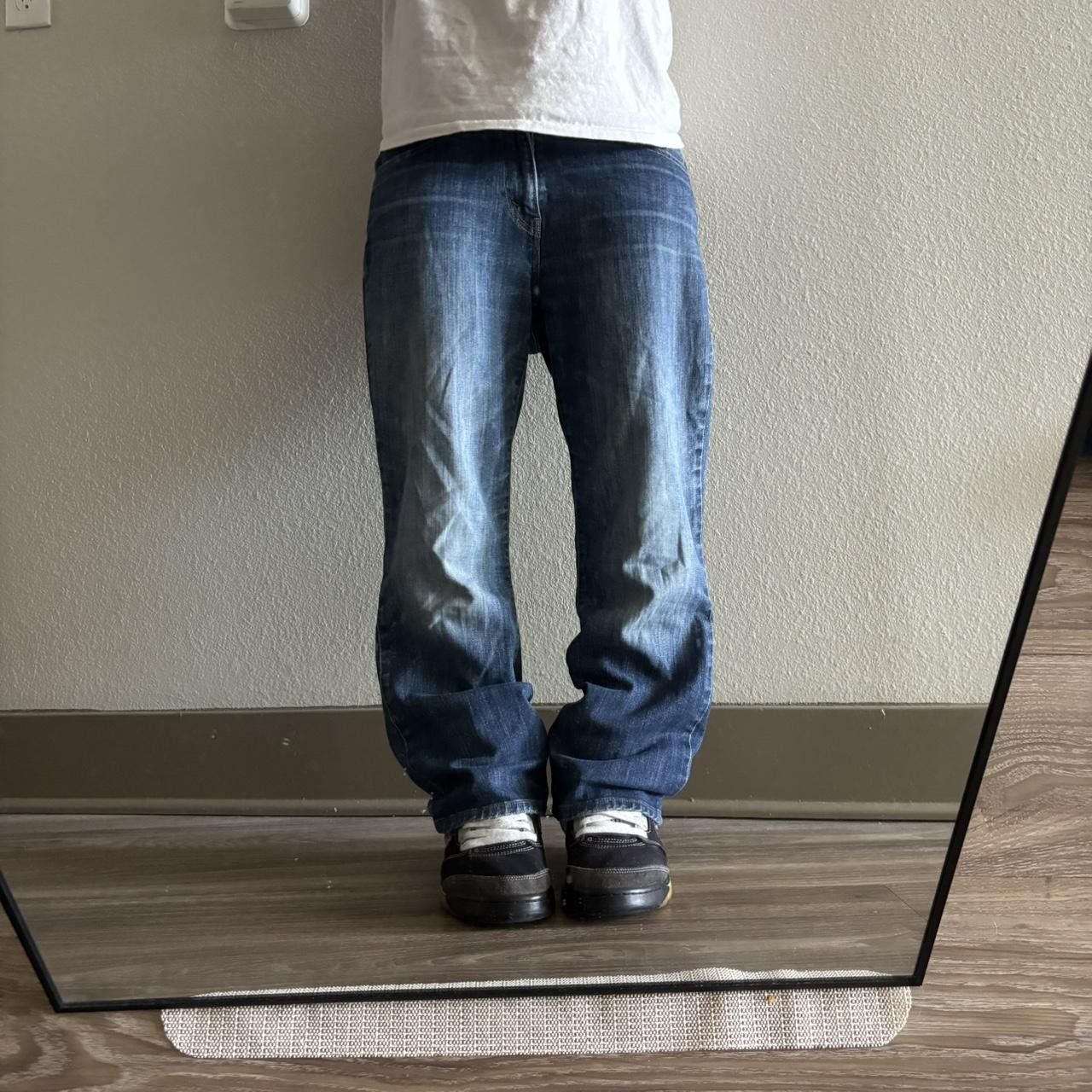 Levi's Crazy Vintage Y2K/2000s Grunge Dark Wash Levis Denim Jeans! 30x26 Size US 30 / EU 46 - 1 Thumbnail