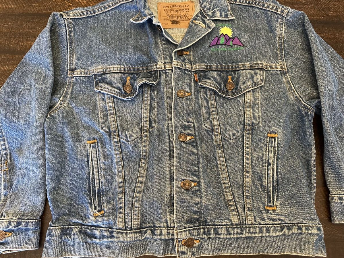 Levi's VTG Levi's Denim Trucker Women’s Medium-USA 90s Jean Jacket Size M / US 6-8 / IT 42-44 - 2 Thumbnail