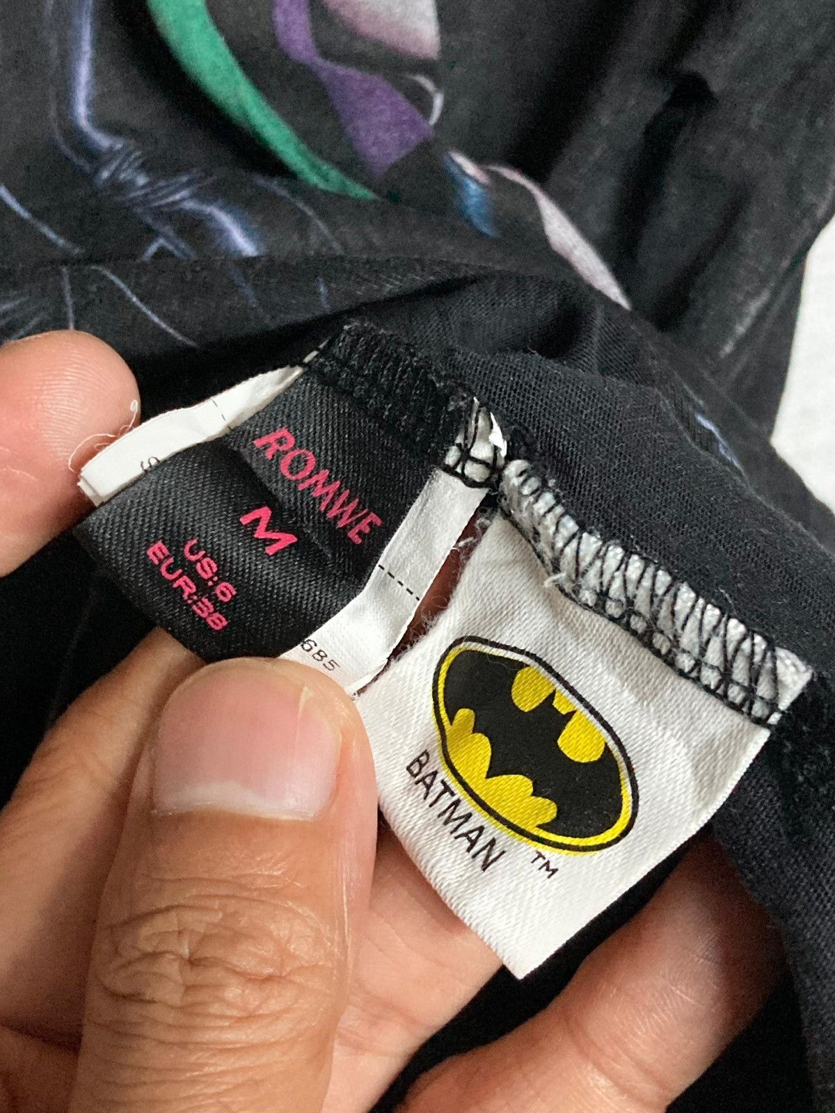 Other 🔥HOT DROPS🔥BATMAN CATWOMEN DC COMICS TEE Size US M / EU 48-50 / 2 - 6 Thumbnail