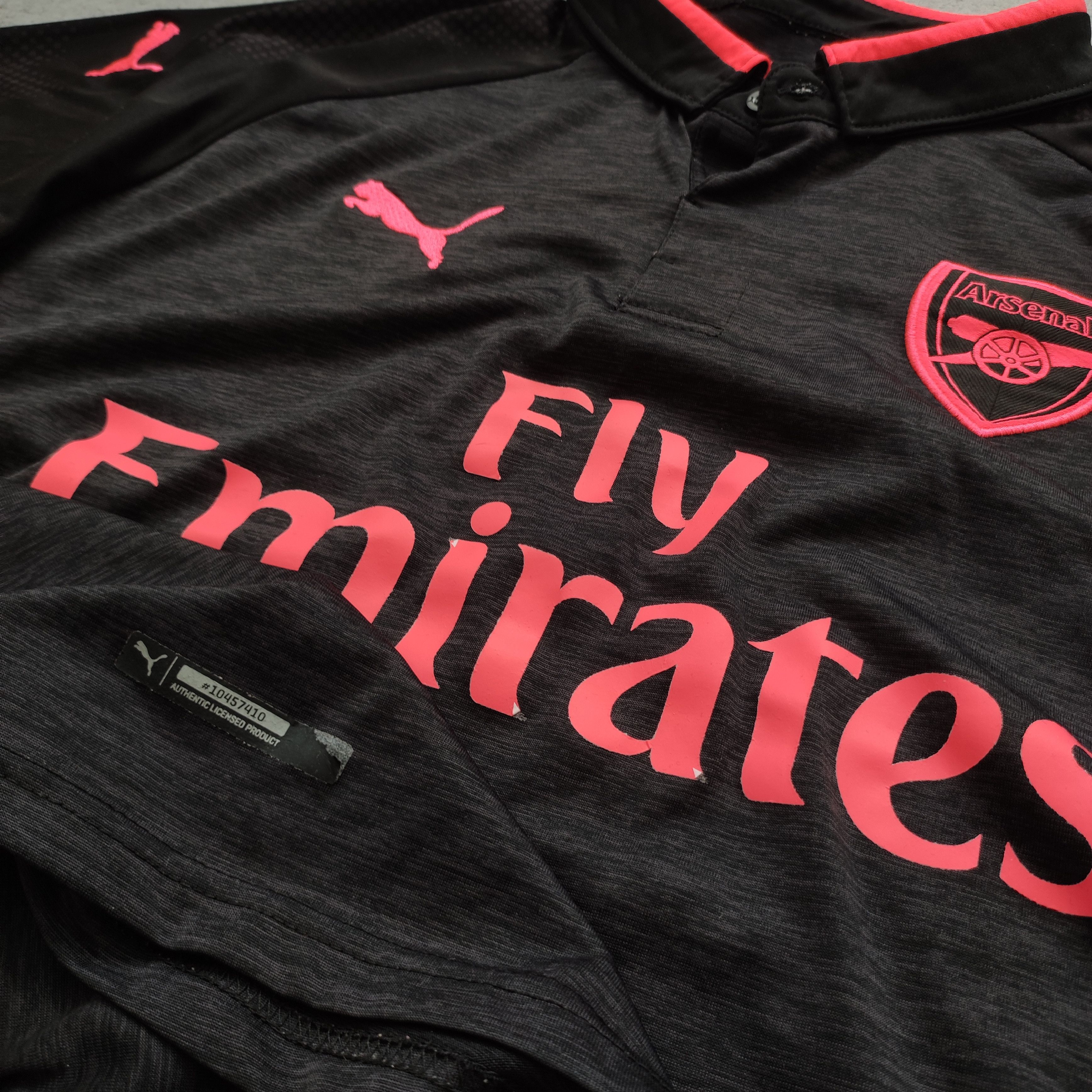 Other RARE Arsenal London 2017/18 Third Football Puma Jersey Size US L / EU 52-54 / 3 - 5 Thumbnail