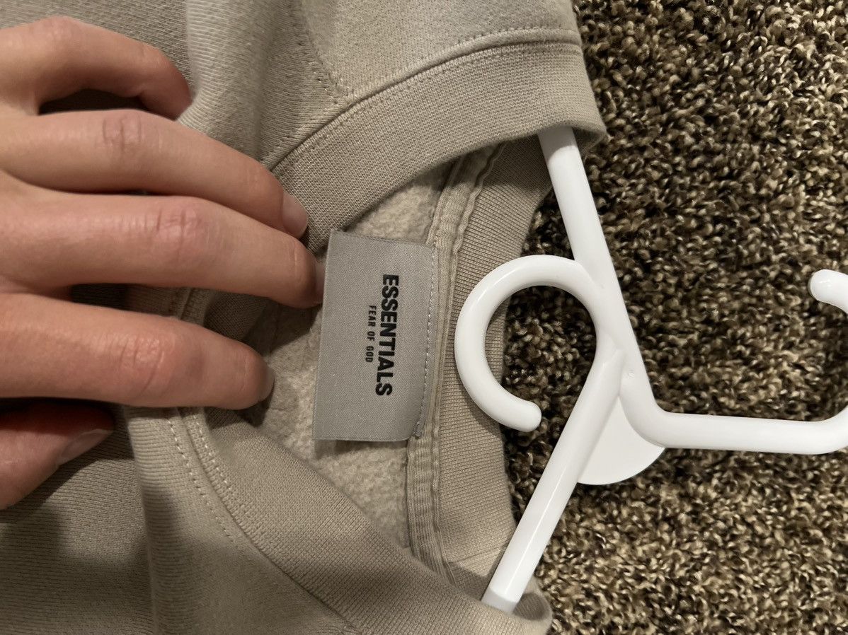 Essentials × Fear of God Fear Of God Essentials Crewneck in Tan Size US M / EU 48-50 / 2 - 4 Thumbnail