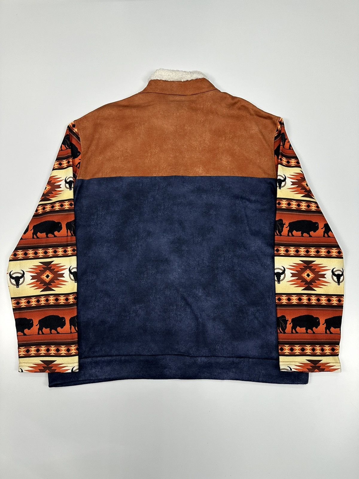 Vintage Vintage Native Yellow Stone Bulls Printed Sweatshirt A614 Size US XL / EU 56 / 4 - 5 Thumbnail