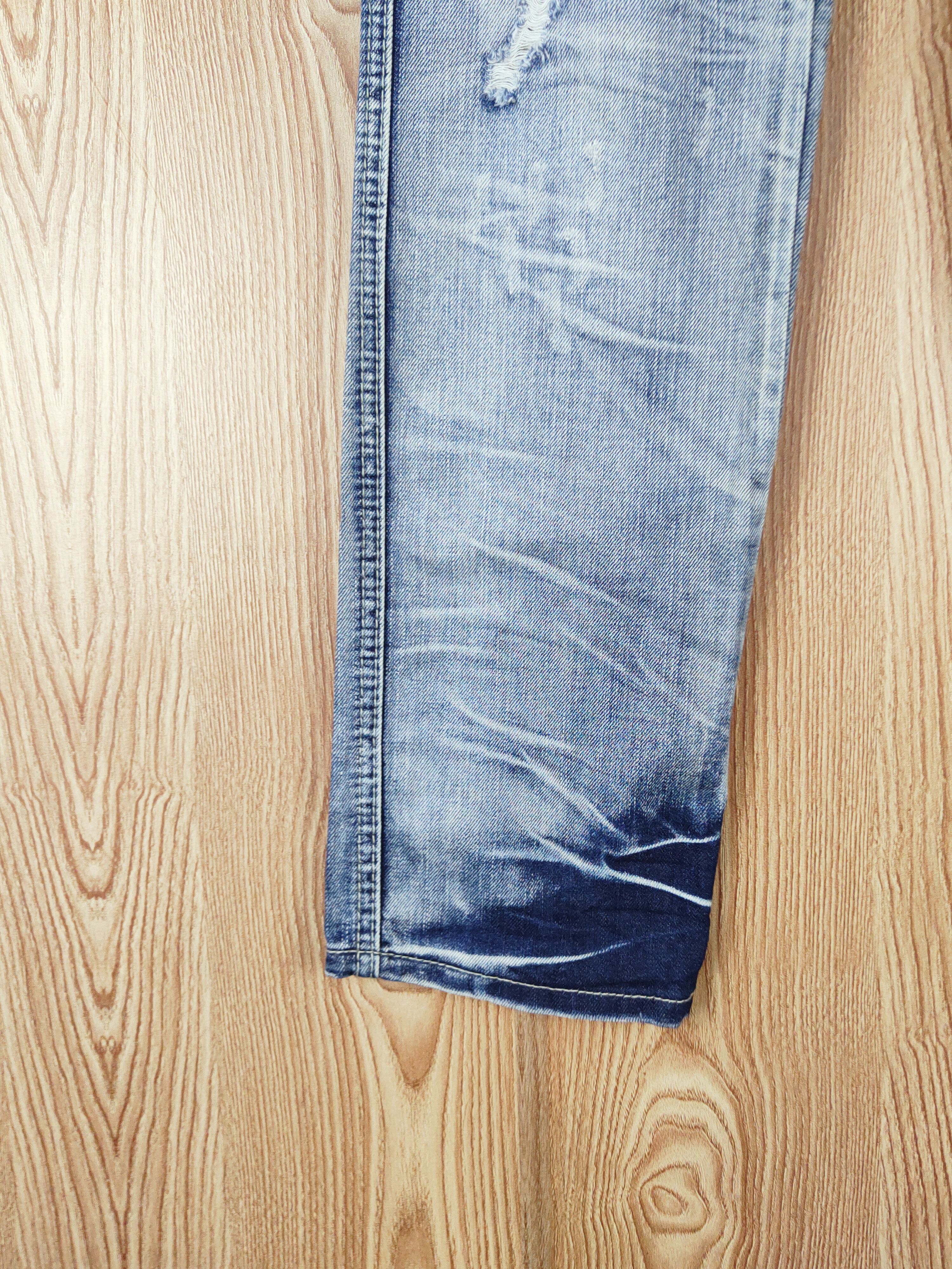 Japanese Brand × Vintage VINTAGE 💥 SP RAY Tribe Blue Distressed Ripped Jeans Size 30" / US 8 / IT 44 - 4 Thumbnail
