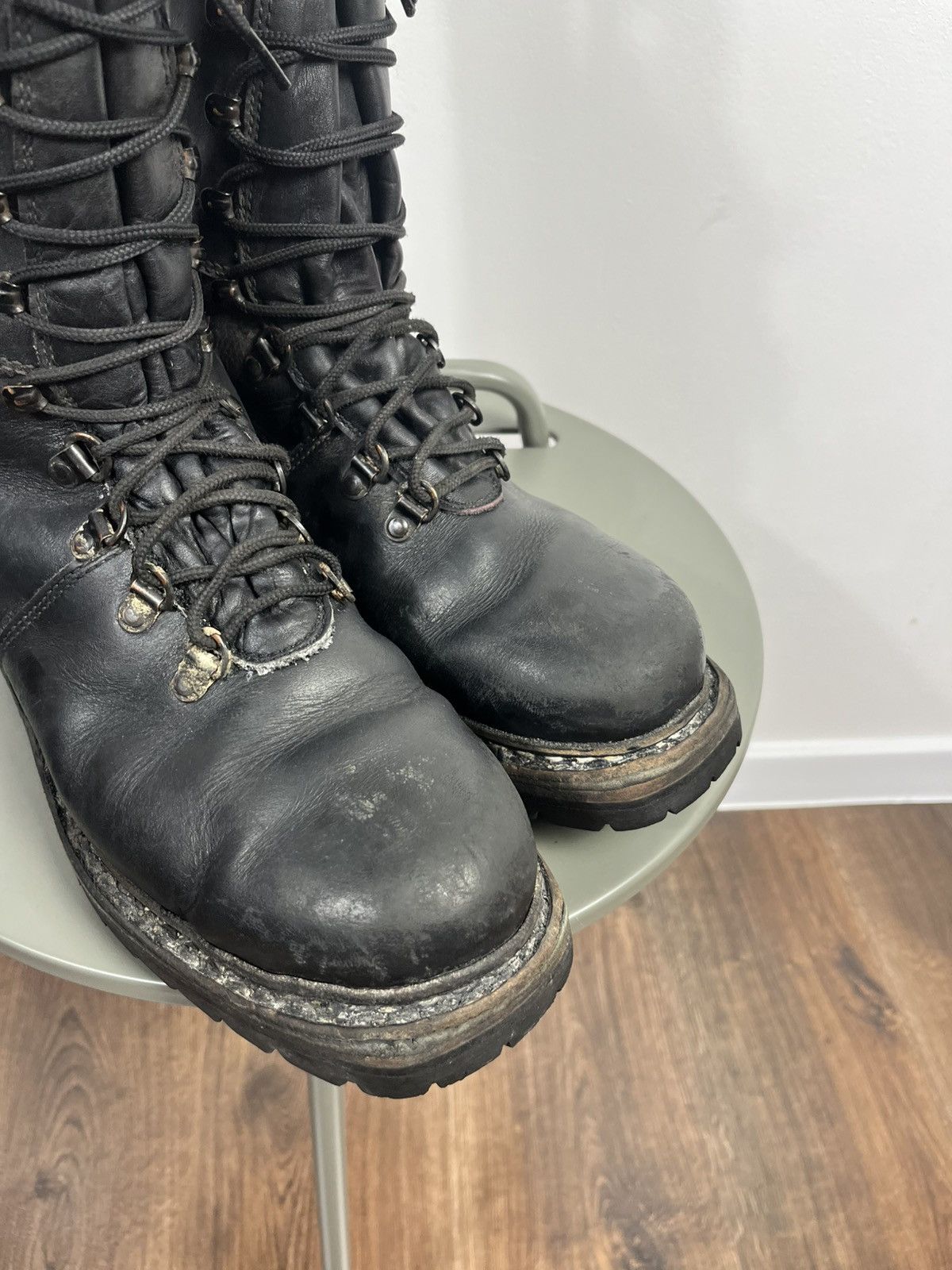 Vintage Avant-Garde Distressed Army Leather Heavy Combat Boots EU44 Size US 10.5 / EU 43-44 - 4 Thumbnail