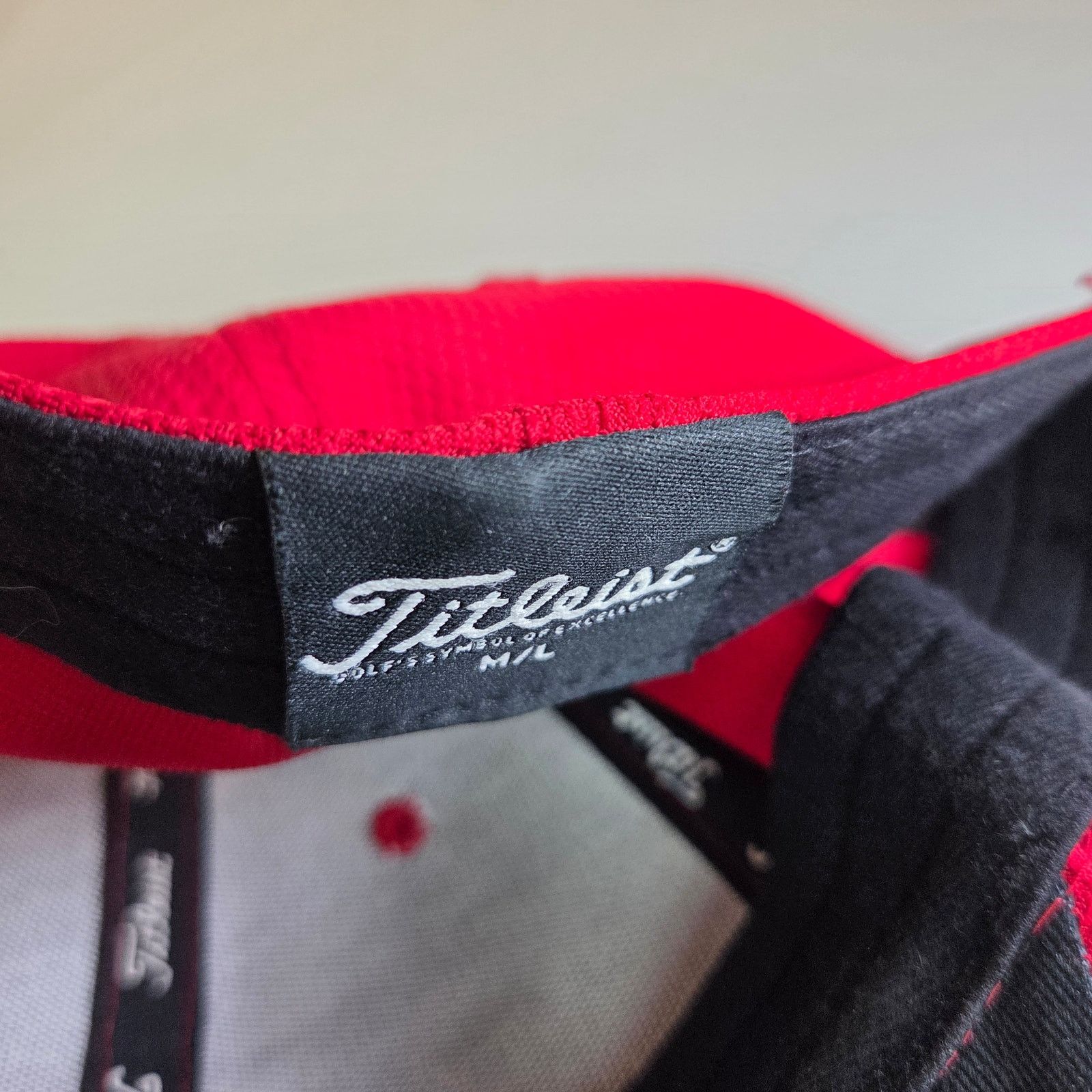 Titleist Titleist M/L Red Golf Cap A-Flex Fitted Mesh Polyester Hat Size ONE SIZE - 9 Thumbnail