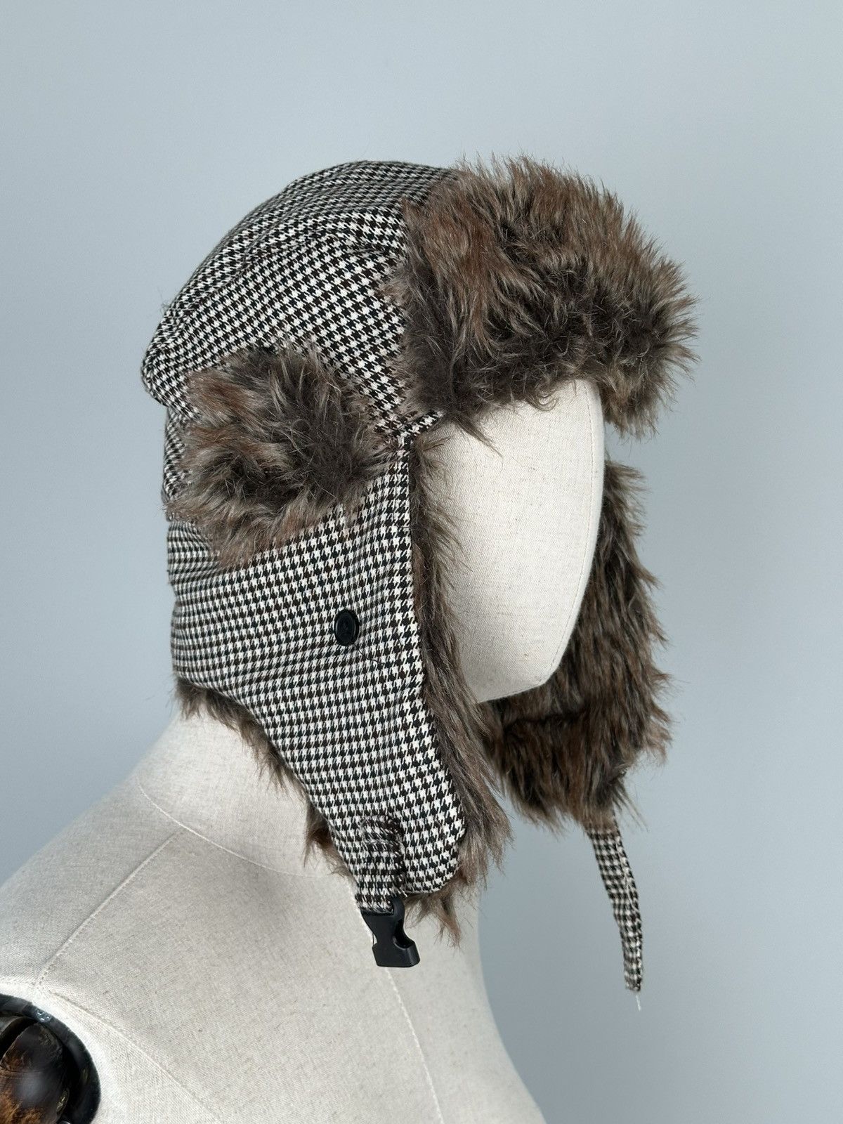 Other Vintage Y2k Ushanka Fur Foux Fuzzy Hat Streetwear Size ONE SIZE - 1 Thumbnail