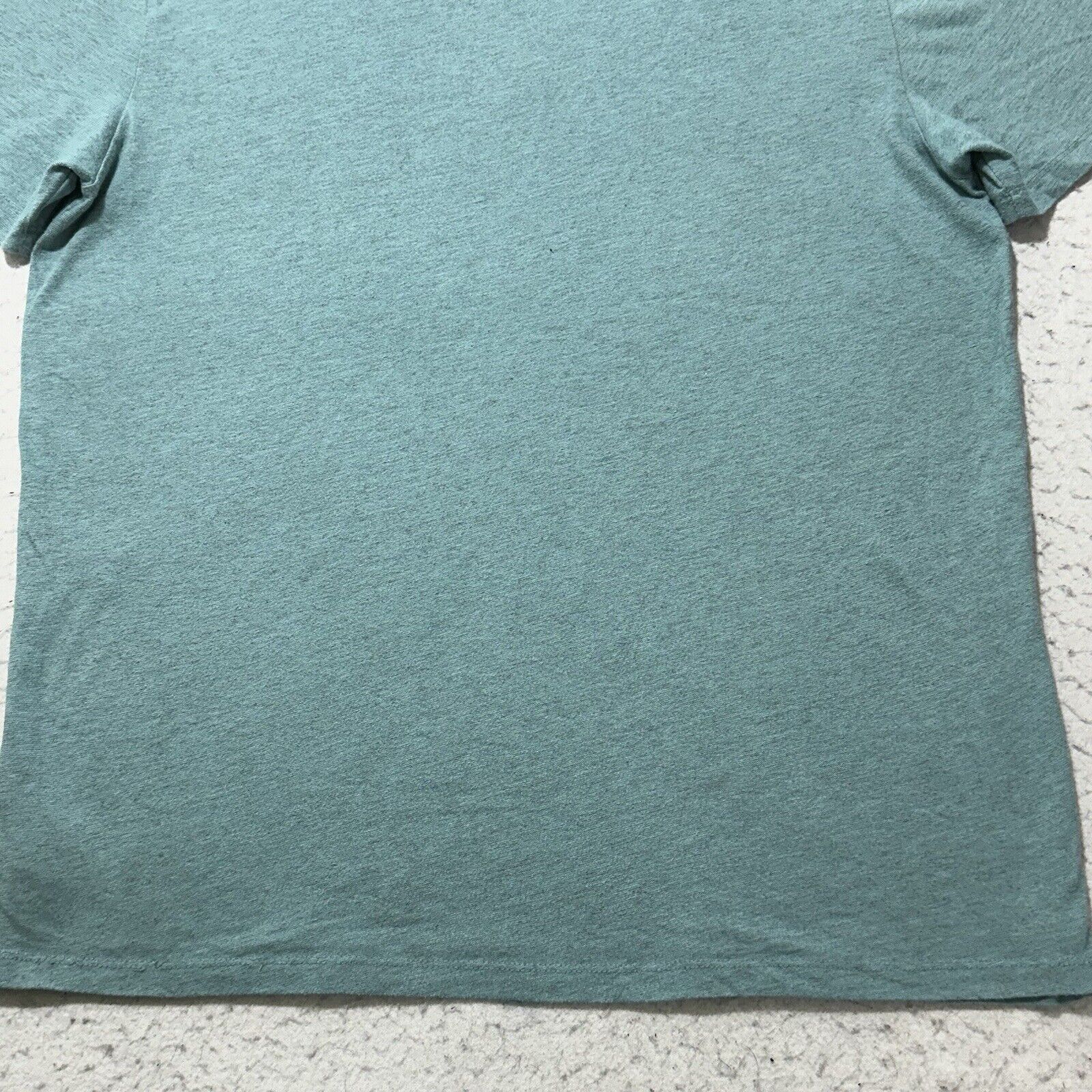Old Navy Old Navy Large Short Sleeve Tee Light Blue Crewneck T Shirt Size US L / EU 52-54 / 3 - 13 Thumbnail