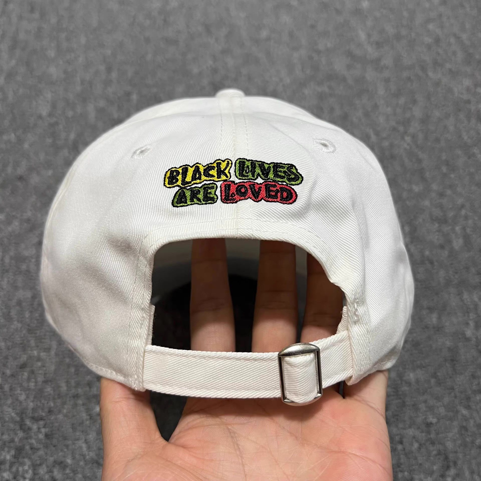 Cross Colours Cross Colours Embroidered Curved Brim Baseball Cap Q7 Size ONE SIZE - 6 Thumbnail