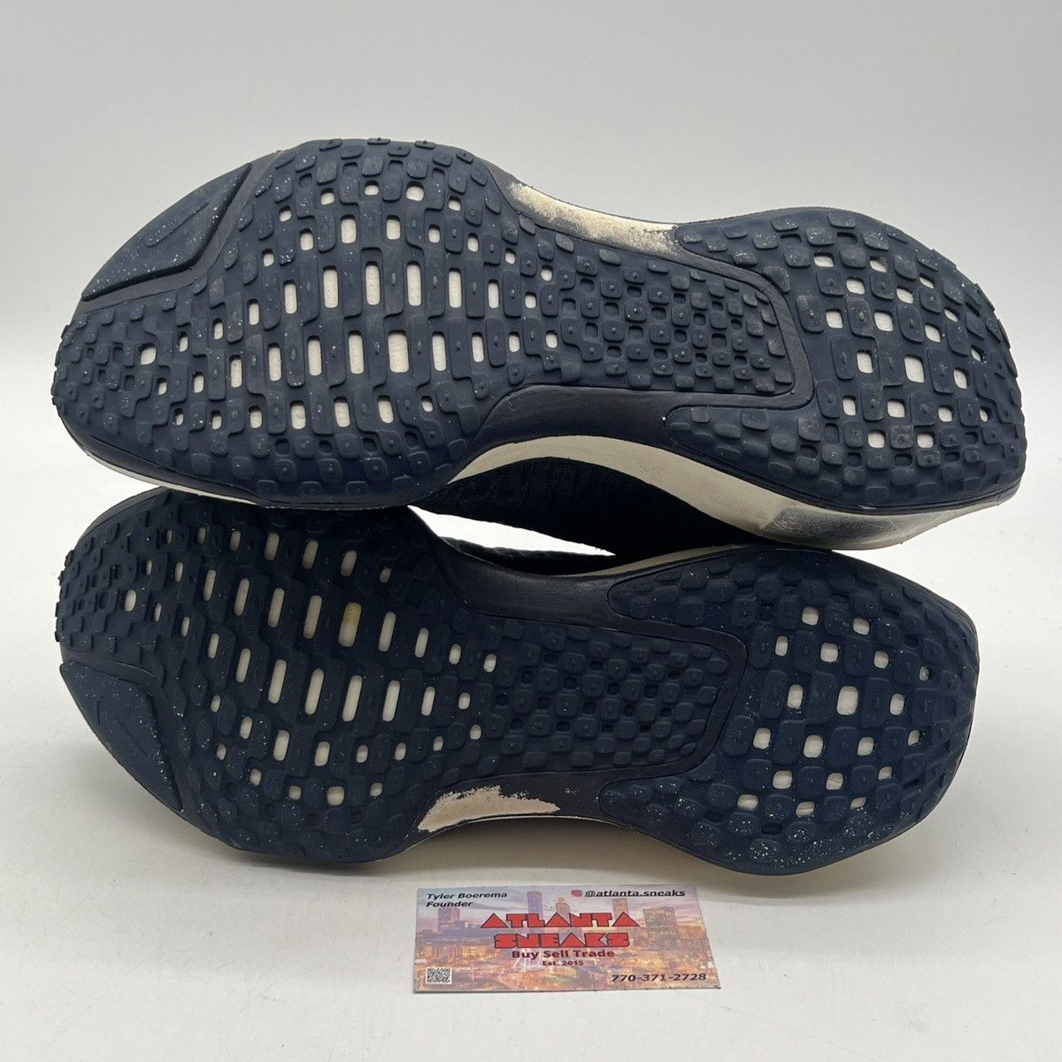 Nike Zoomx invincible run flyknit 3 collage navy Size US 10.5 / EU 43-44 - 7 Thumbnail