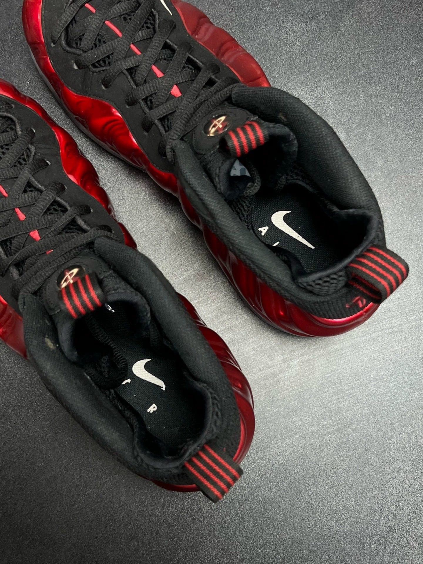 Nike nike foamposite red and black 2017 model Size US 10 / EU 43 - 4 Thumbnail