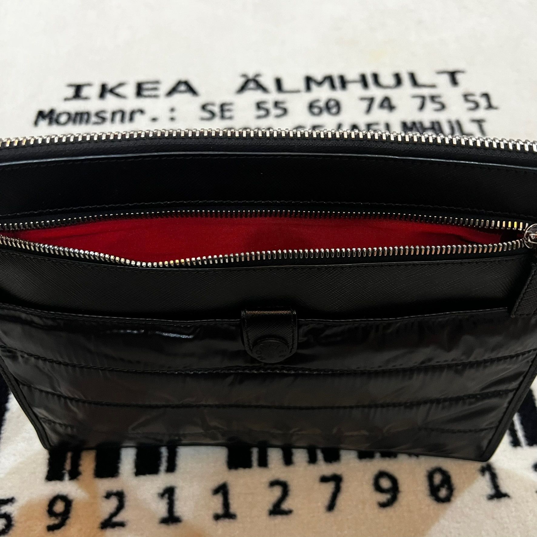 Moncler Moncler Padded Puffer Leather Pouch w/ Tricolor Wrist Strap Size ONE SIZE - 5 Thumbnail