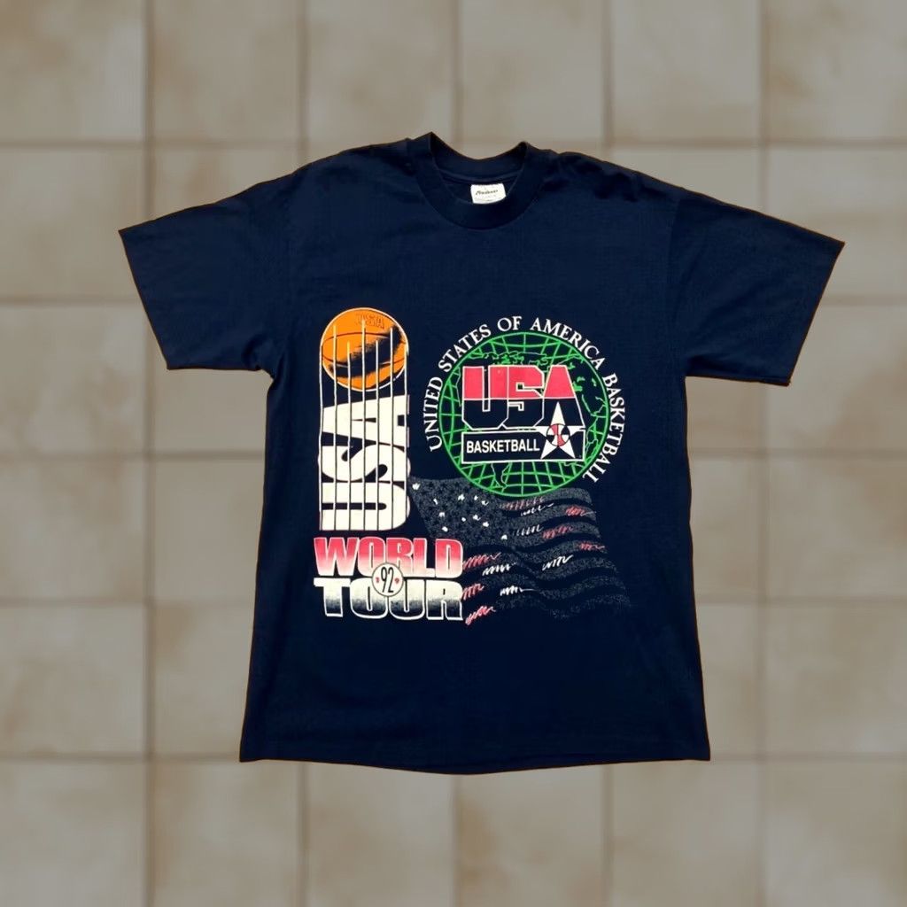 Logo 7 VTG 90s 1992 USA Basketball Dream Team World Tour single stitch T Shirt Sz L Mens Multicolor 90s T-Shirt Logo 7 Size US L / EU 52-54 / 3 - 1 Thumbnail