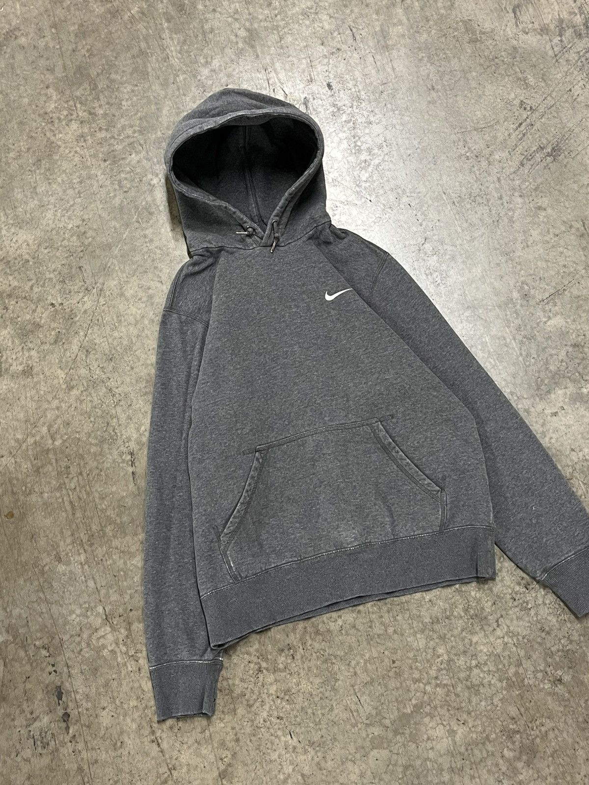 Nike × Vintage Nike vintage essential gray swoosh hoodie streetwear hype Size US M / EU 48-50 / 2 - 2 Thumbnail