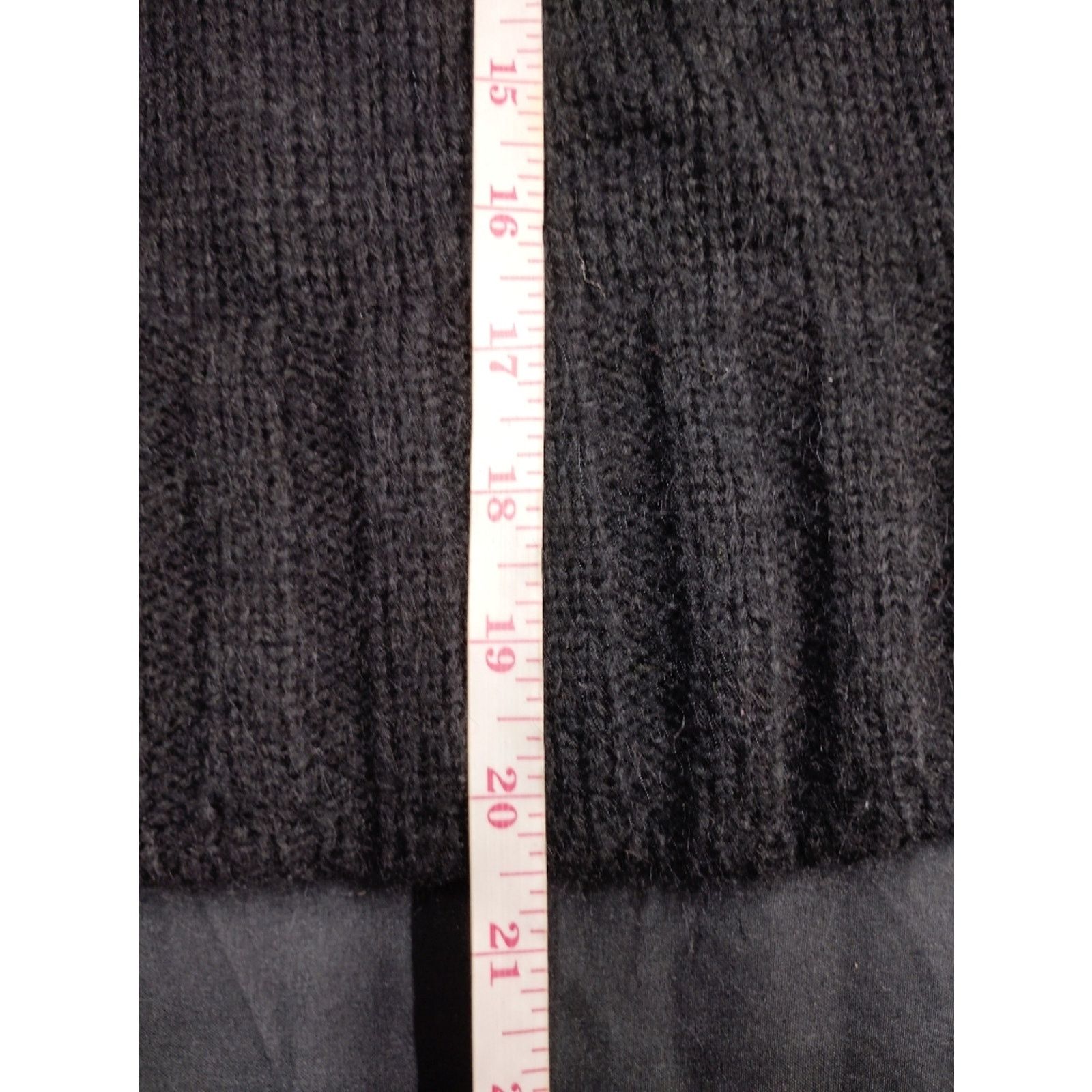 Express Express Black Cold-Shoulder Turtleneck Half Sleeve Sweater Size S / US 4 / IT 40 - 5 Thumbnail