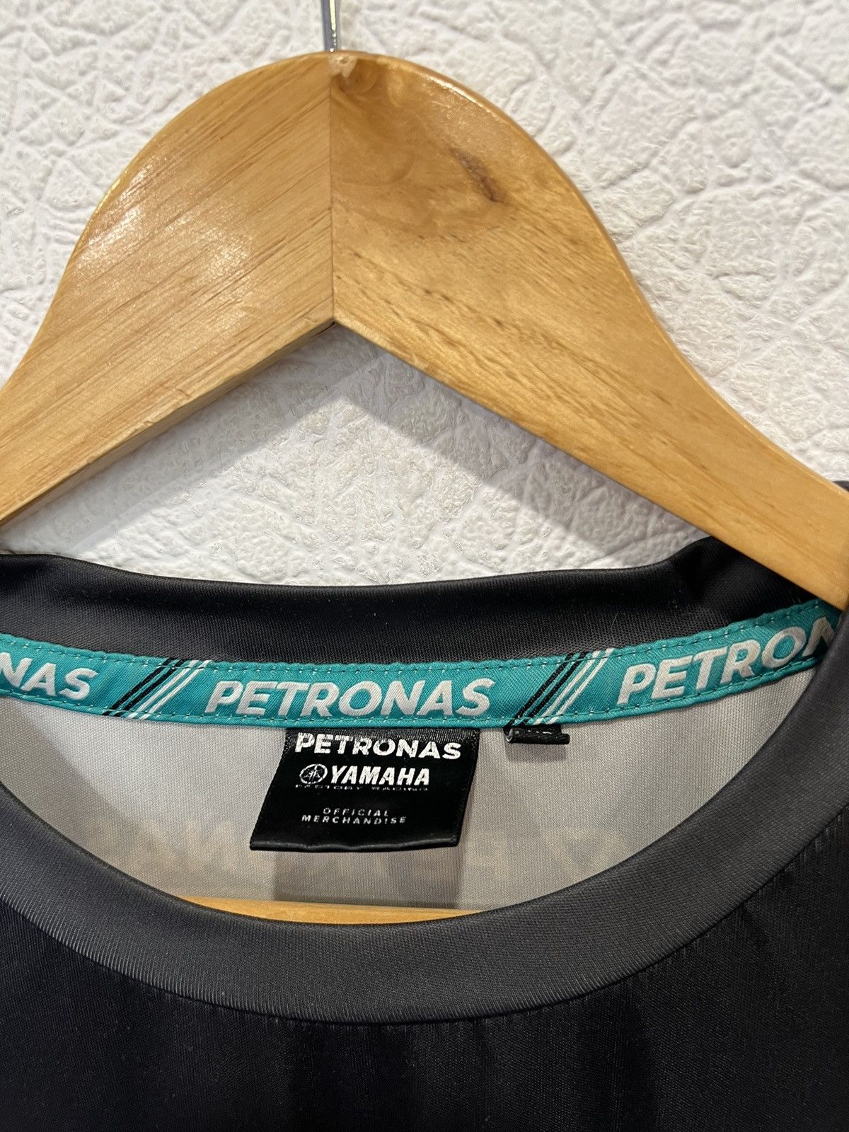 Vintage Vintage Petronas Michelin Racing T Shirt Size US XL / EU 56 / 4 - 3 Thumbnail