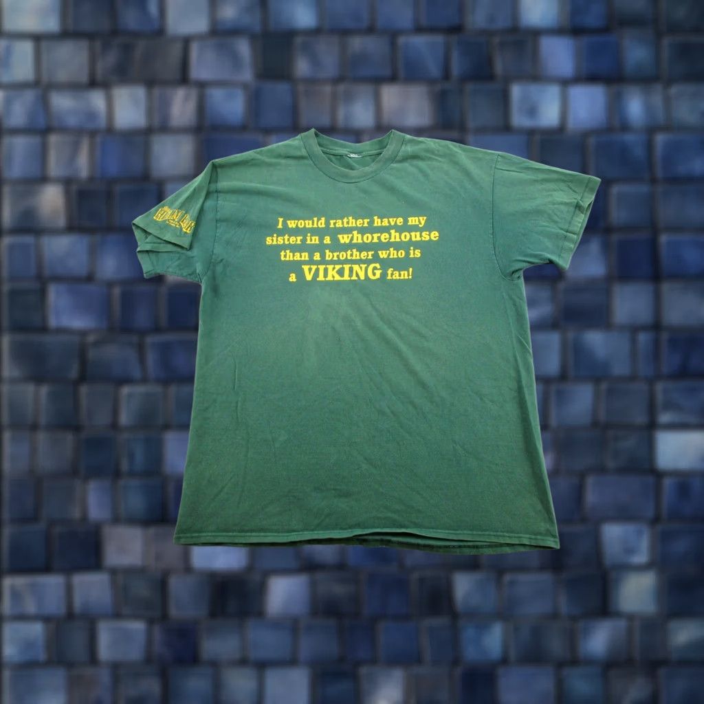 Vintage VTG 90s Vikings Parody Comedy Tee Shirt Whorehouse Bar Graphic Cotton Green L Mens Short Sleeve Crew Neck Shirt Size US L / EU 52-54 / 3 - 1 Thumbnail