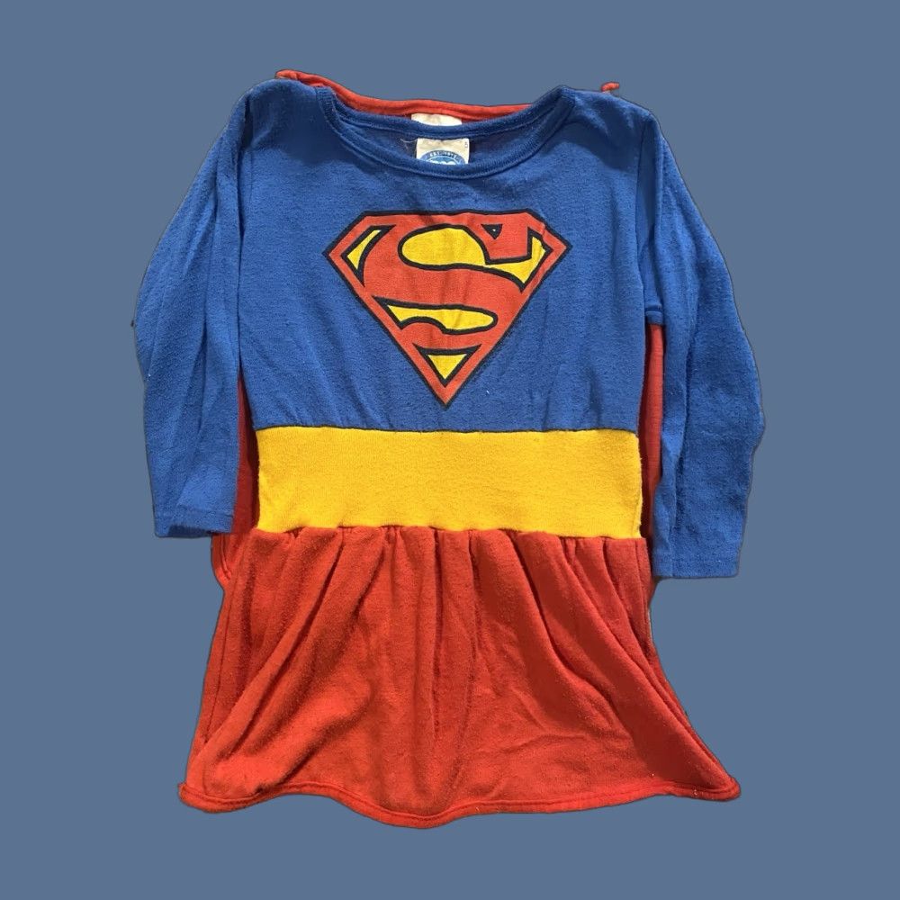 Vintage VINTAGE Supergirl Little Girls Dress Caped PJs Costume 1970s 5 Blue Cotton Blend Long Sleeve Girls Size ONE SIZE - 1 Thumbnail