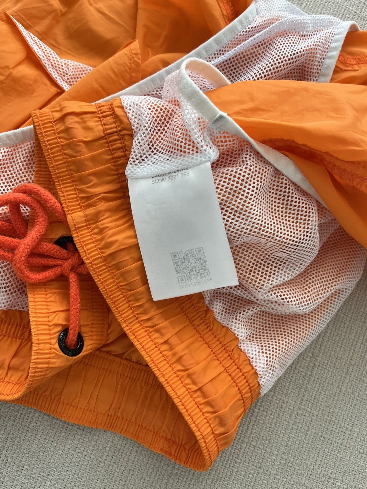 Moncler Moncler Logo Patch Swim Shorts - Bright Orange Size US 30 / EU 46 - 7 Thumbnail