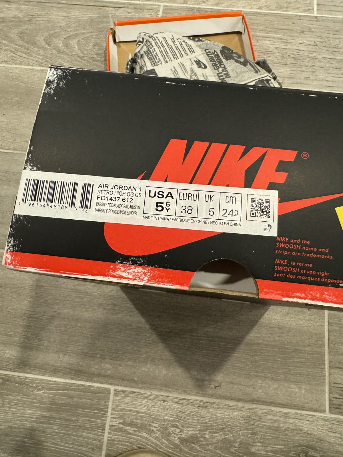 Nike Jordan 1 Retro High OG Chicago Lost and Found Size US 5.5 / EU 38 - 8 Thumbnail