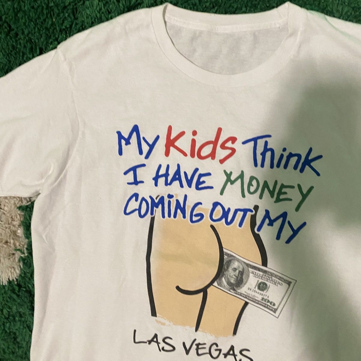 Vintage Vintage 90s Humor Las Vegas Souvenir Gag Tee Size US L / EU 52-54 / 3 - 3 Thumbnail