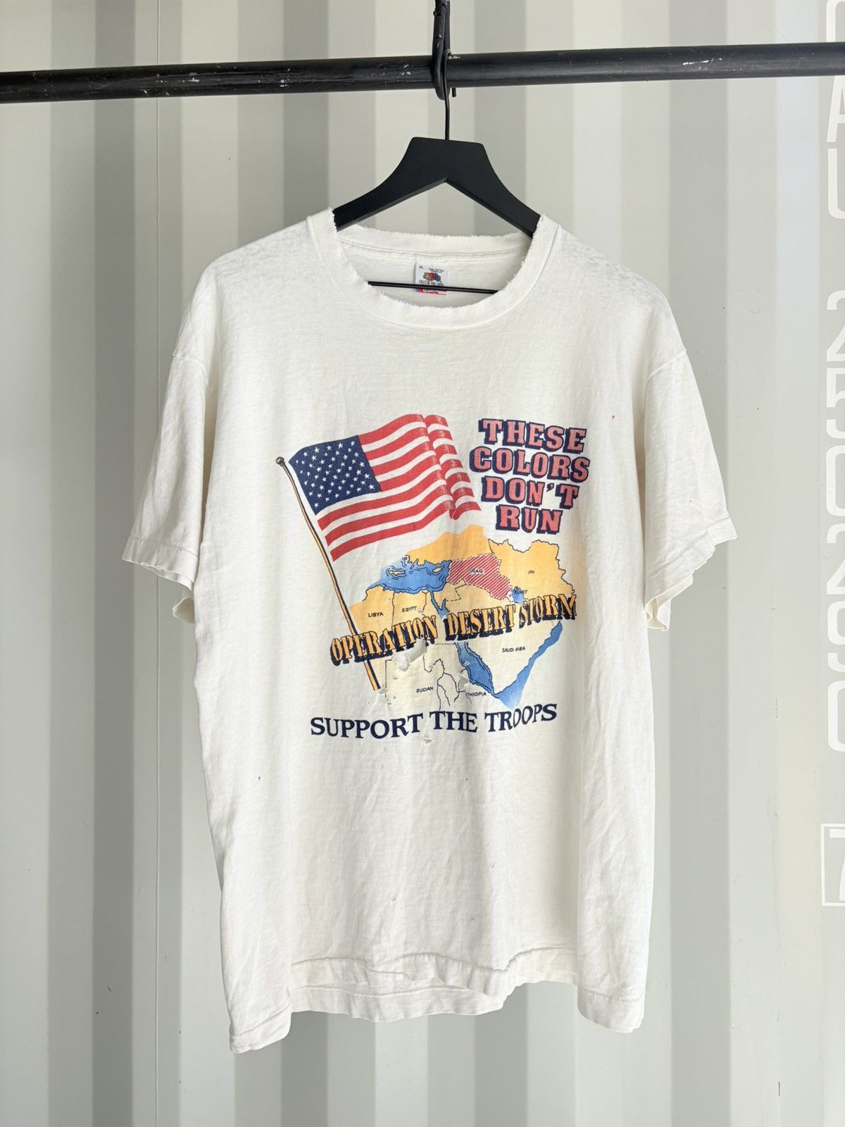 Thrashed USA Sun Faded Tee Shirt Distressed ERD Grunge
