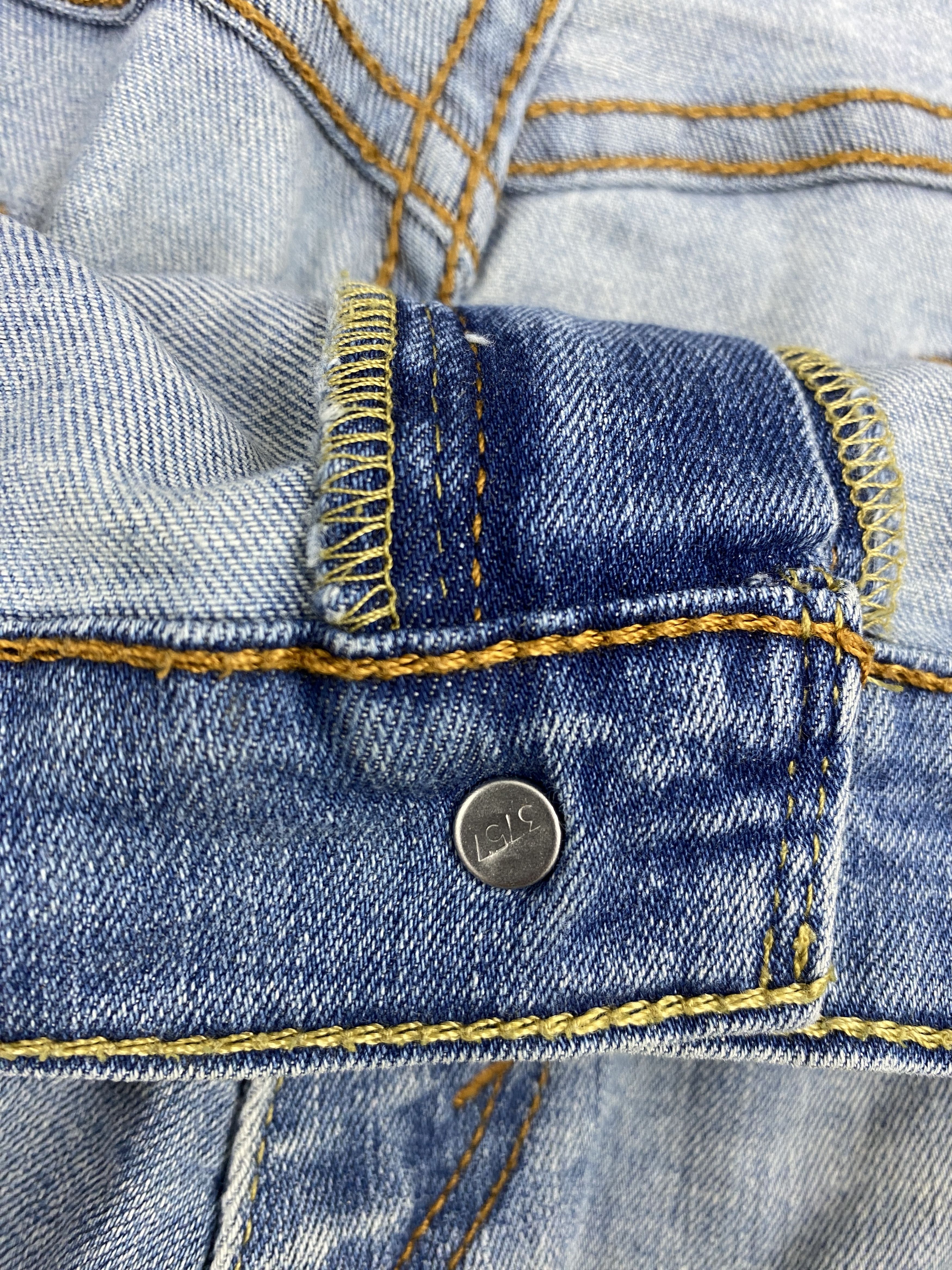 Levi's × Vintage Vintage Levis 541 Blue Faded Jeans Size US 35 - 14 Thumbnail