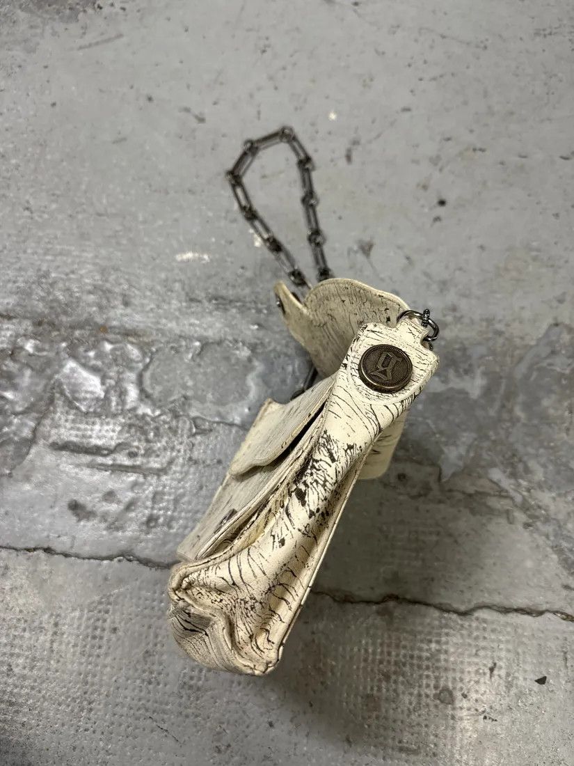 John Galliano × Vintage SS2009 Galliano Creamy Artisanal Eroded Effect Metallic Shoulder Bag Size ONE SIZE - 8 Thumbnail