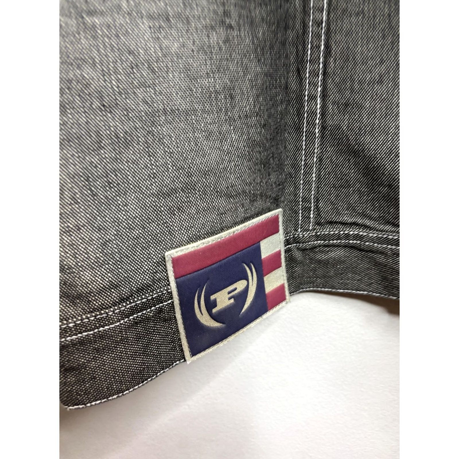 Phat Farm VINTAGE Phat Farm Denim Jacket Mens 3XL Gray Contrast Stitch Trucker Embroidered Logo Jacket Mens Gray Denim 3XL Embroidered Logo Workwear Casual Size US XXL / EU 58 / 5 - 6 Thumbnail