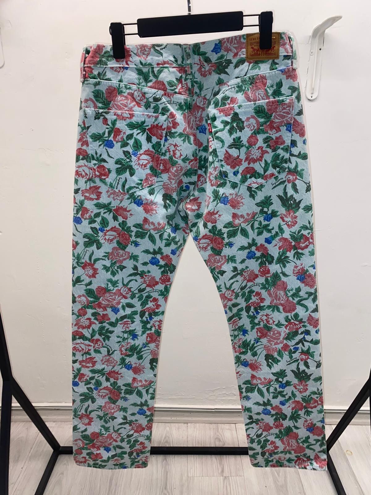 Levi's × Supreme Supreme x Levi's Floral Jeans Light Blue Size 33" - 2 Thumbnail