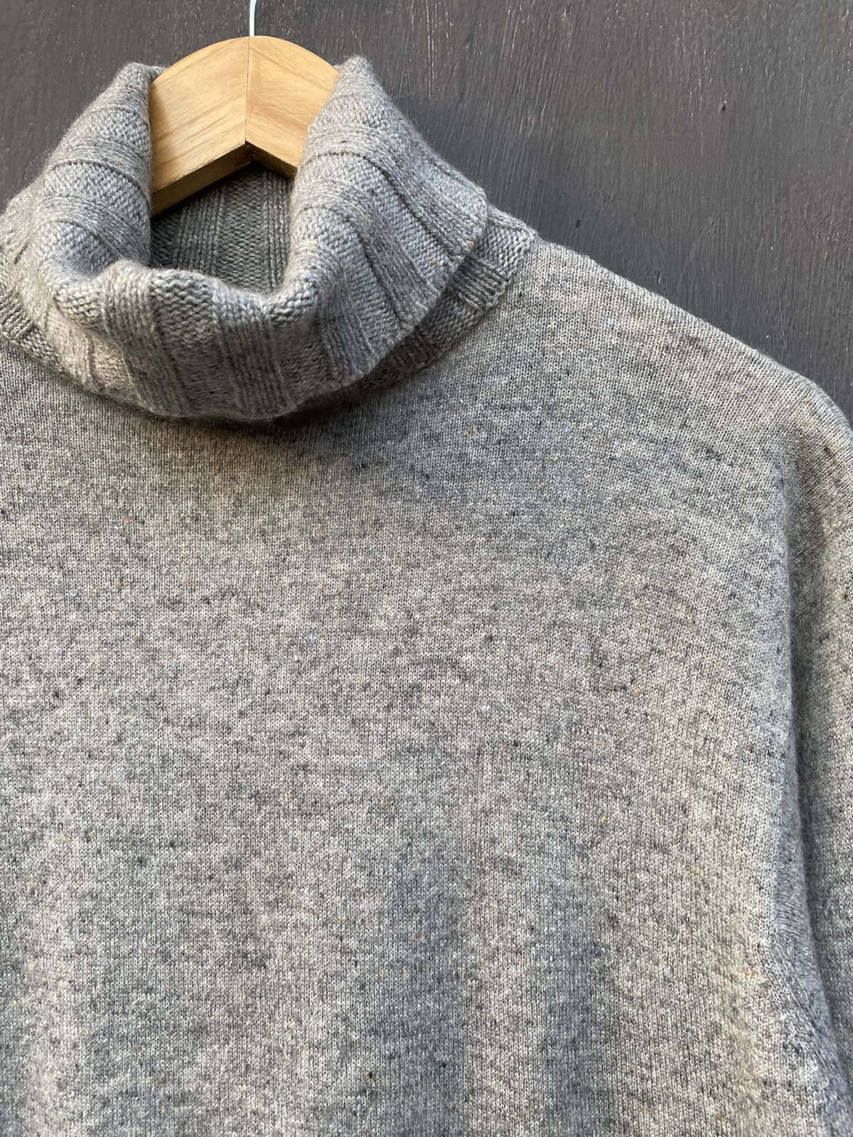 Brunello Cucinelli Brunello Cucinelli Cashmere gray turtleneck sweater size M Size US M / EU 48-50 / 2 - 8 Thumbnail