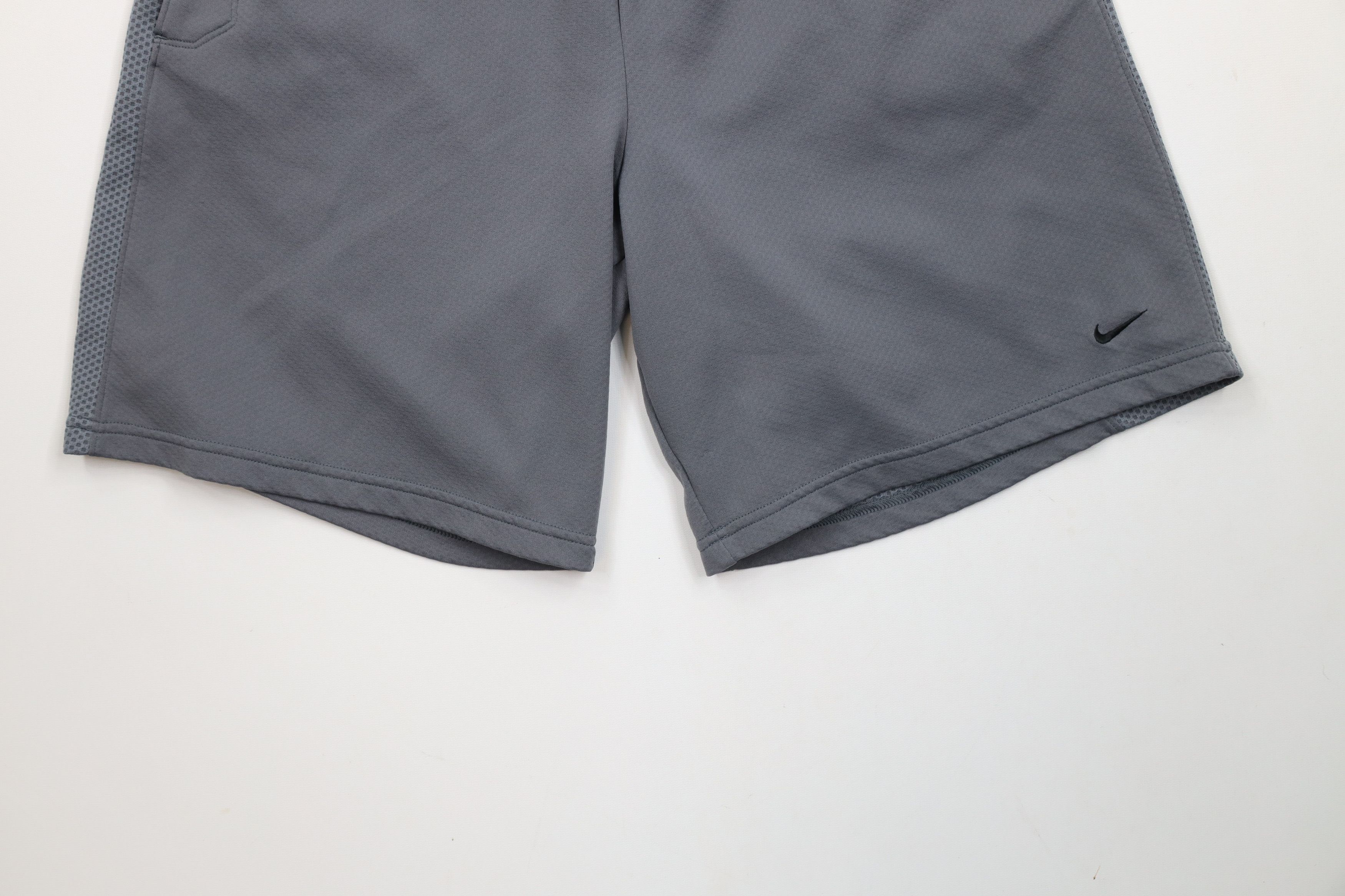 Nike × Vintage Vintage Nike Mini Swoosh Above Knee Shorts Gray Polyester Size US 34 / EU 50 - 4 Thumbnail