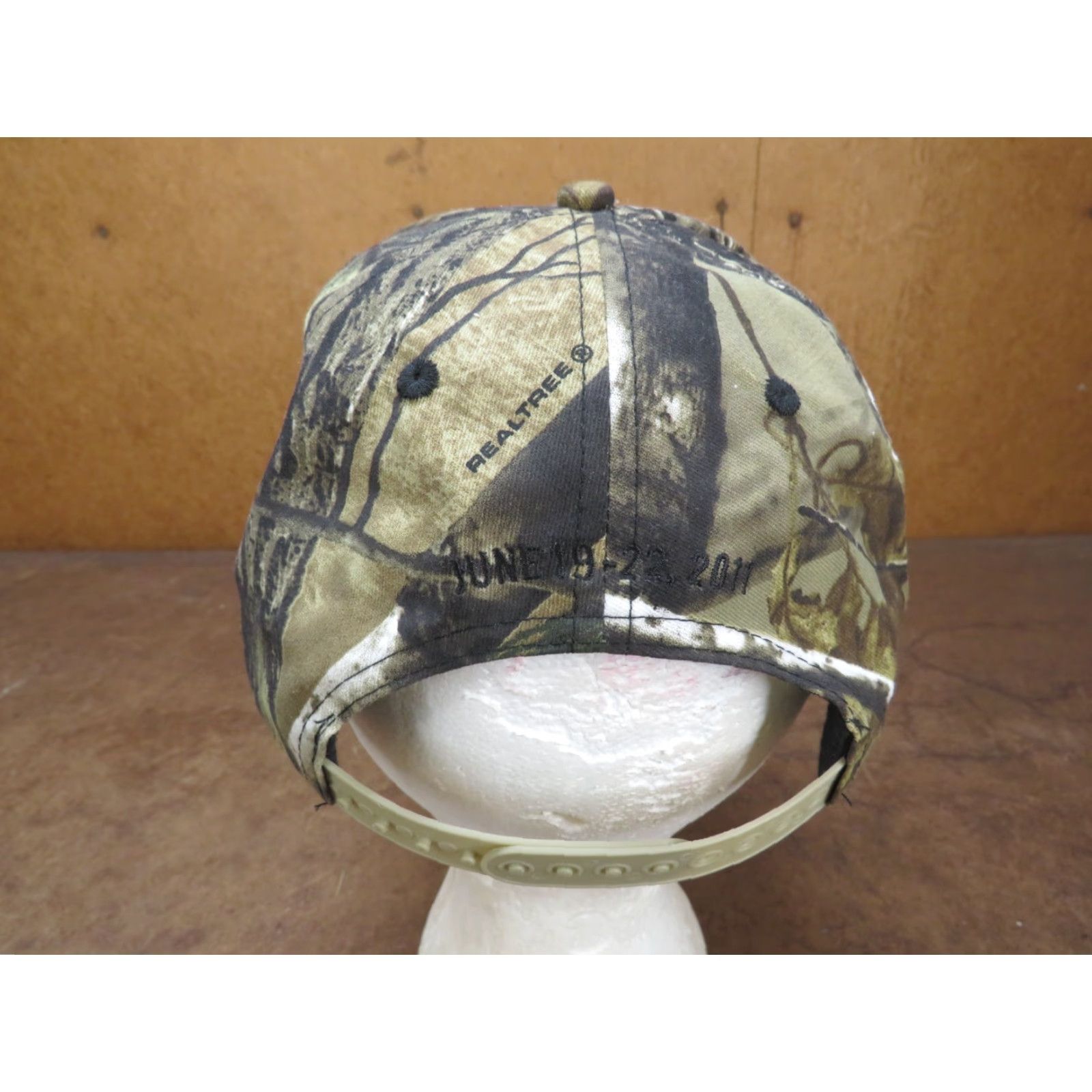 Greats VTG John Deere Great Iowa Tractor Ride WHO radio Camo Farm trucker cap hat Size ONE SIZE - 4 Thumbnail