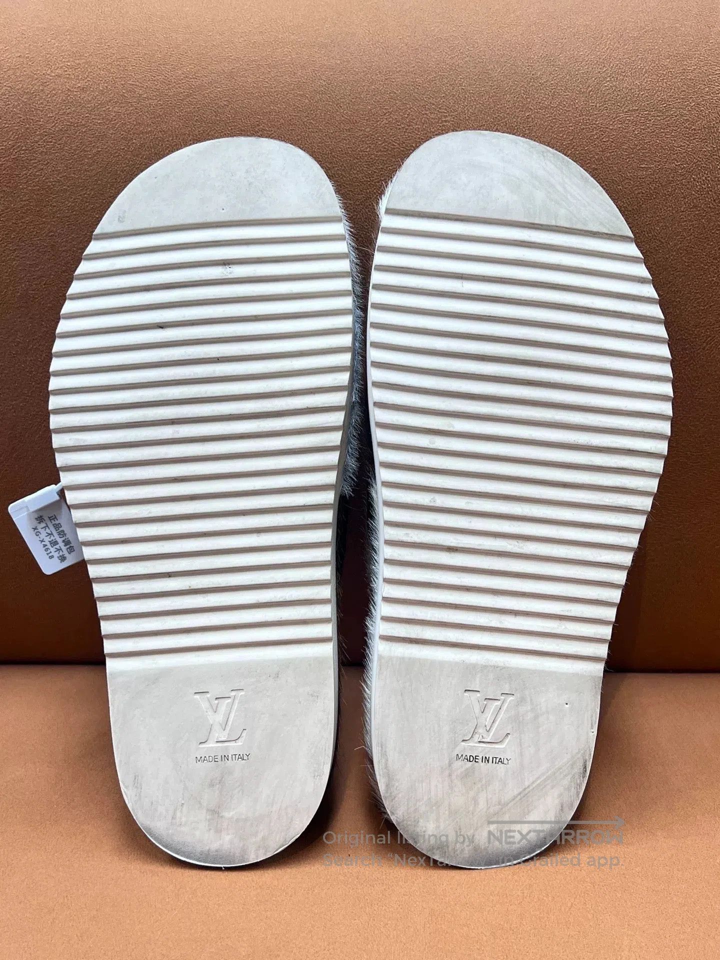Louis Vuitton Louis Vuitton Easy Men's Leather Slides. Size US 9 / EU 42 - 8 Thumbnail