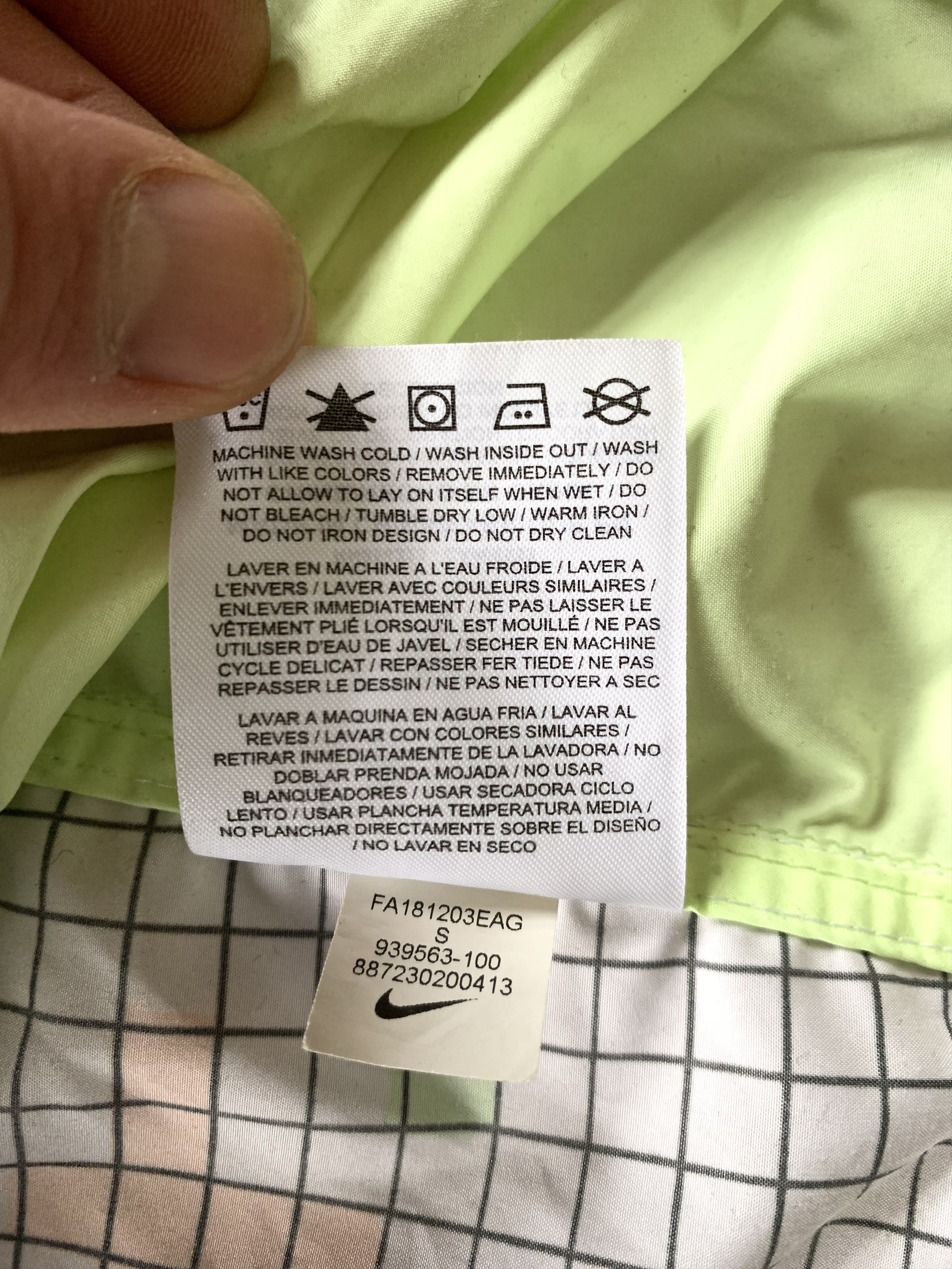 Nike Rare Nike Windbreaker Tetris Printed Hood Jacket 2018 Size US S / EU 44-46 / 1 - 9 Thumbnail