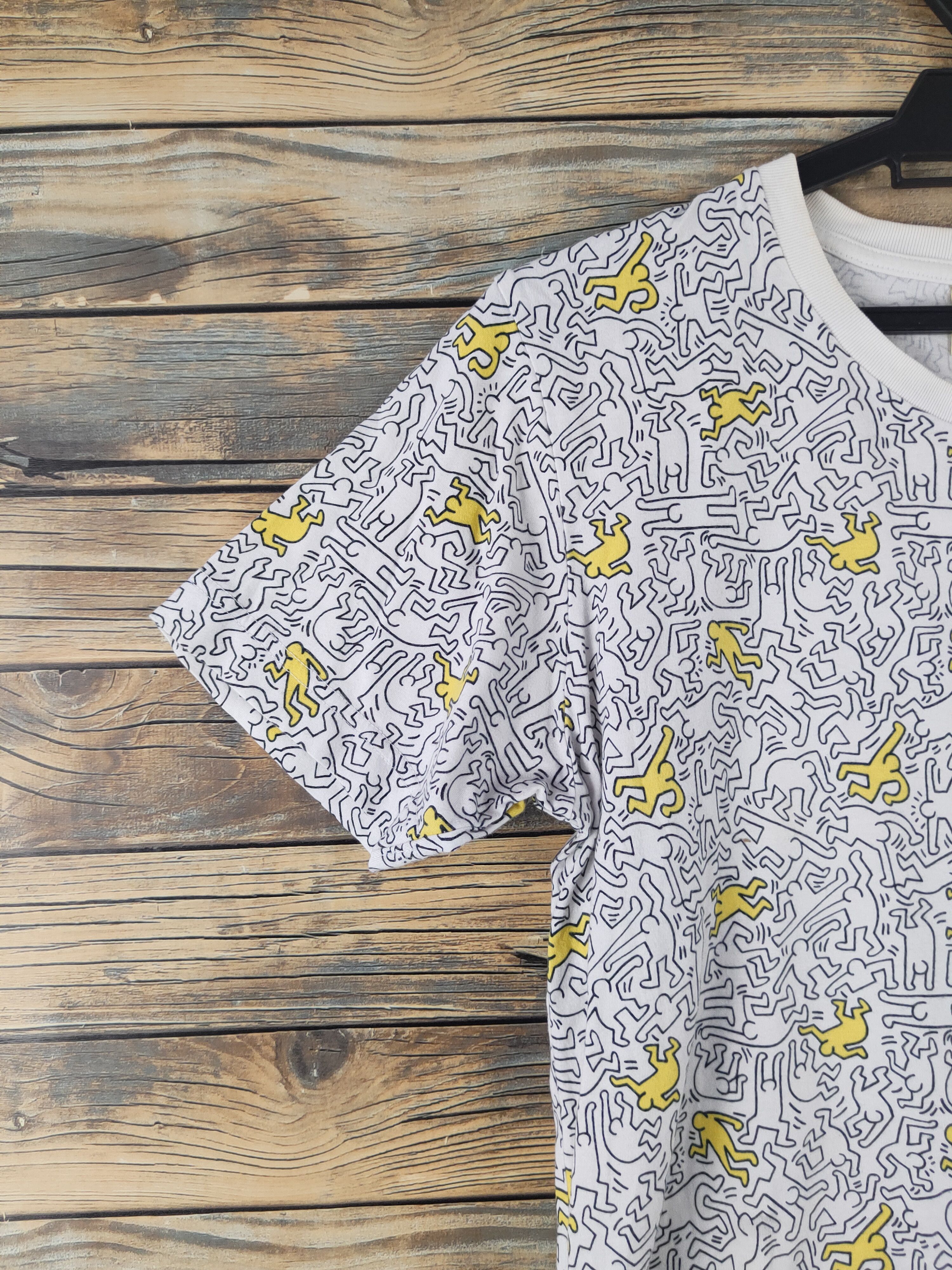 Keith Haring DL Uniqlo Keith Haring White Short Sleeve T-shirt #2053 Size US S / EU 44-46 / 1 - 4 Thumbnail