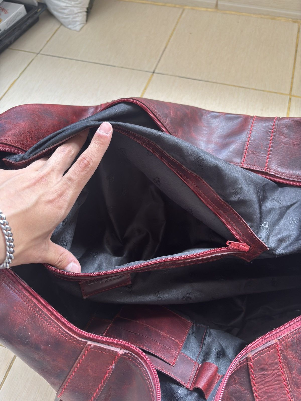 Other Roy Robson Distressed Leather Weekend Duffel Bag in Oxblood Size ONE SIZE - 8 Thumbnail