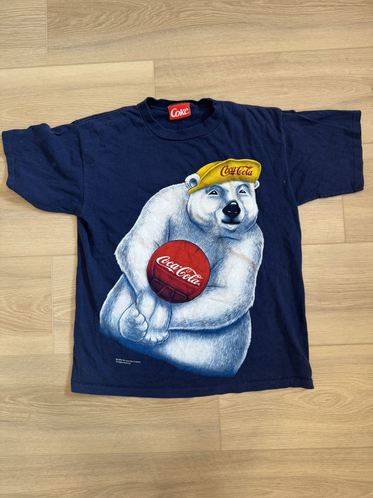 Vintage Rare Vintage Coke Coca Cola Beach Volleyball Polar Bear Surf Size US L / EU 52-54 / 3 - 1 Thumbnail