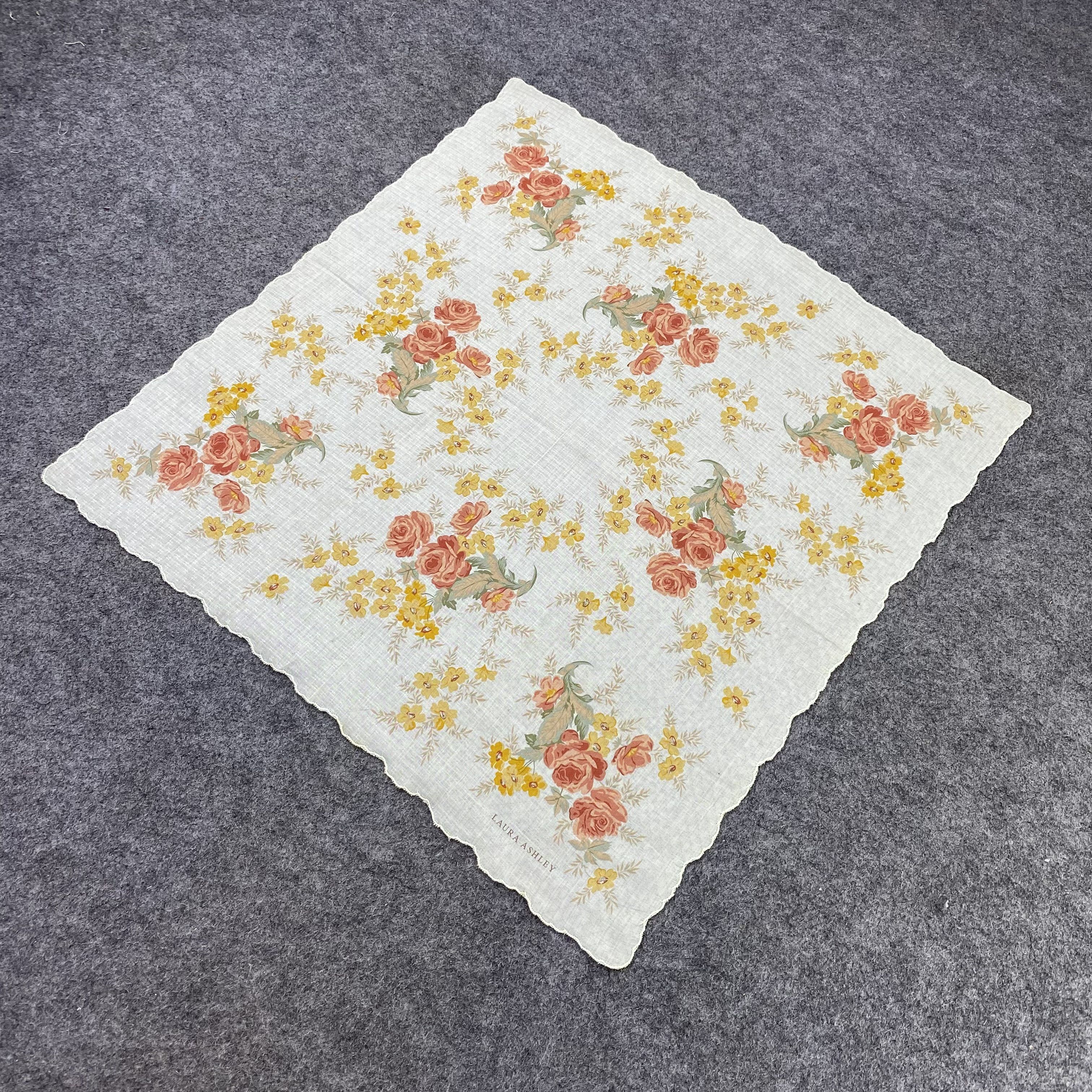 Laura Ashley Laura Ashley Handkerchief Neckerchief Bandana-B1945 Size ONE SIZE - 4 Thumbnail