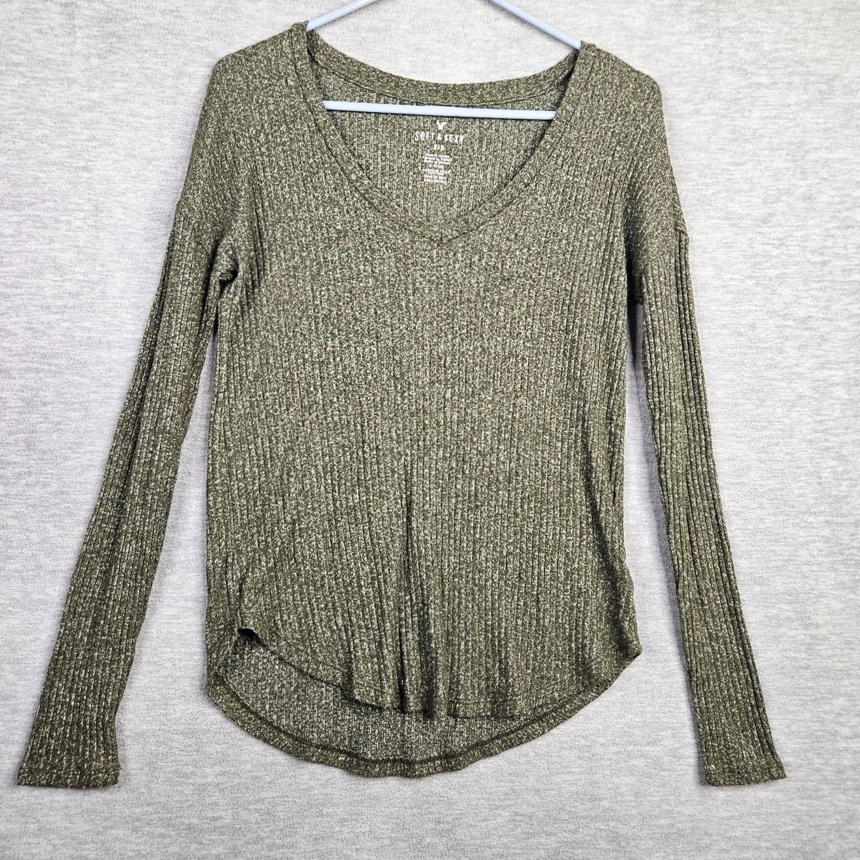 American Eagle Outfitters American Eagle Outfitters Top Shirt Womens S Green V-Neck Knit Pullover Regular All Seasons Size S / US 4 / IT 40 - 2 Thumbnail