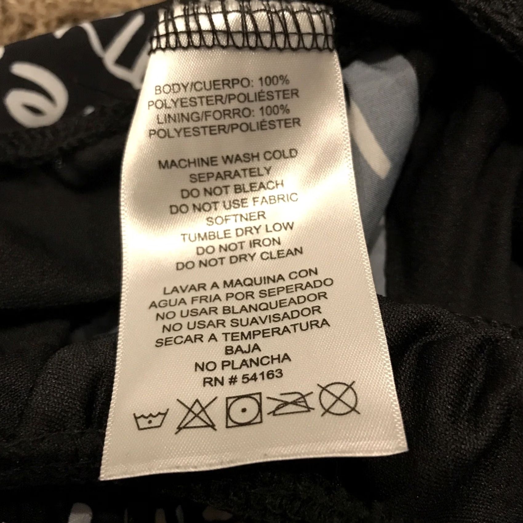 Calvin Klein Calvin Klein Running Shorts XS Women's Active Lightweight Gym Short Black Logo All-Over Size 26" / US 2 / IT 38 - 3 Thumbnail