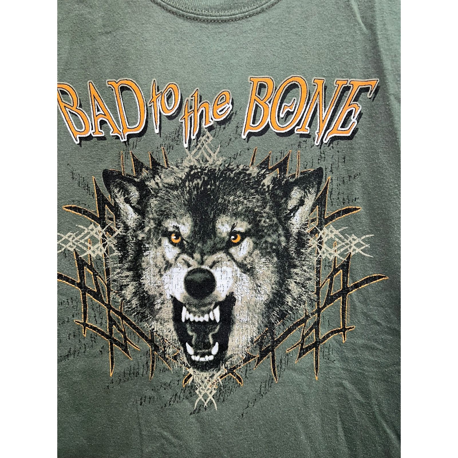 Gildan Vintage Bad To The Bone Shirt Wolf Cripple Creek Tee VTG M Size US M / EU 48-50 / 2 - 2 Thumbnail