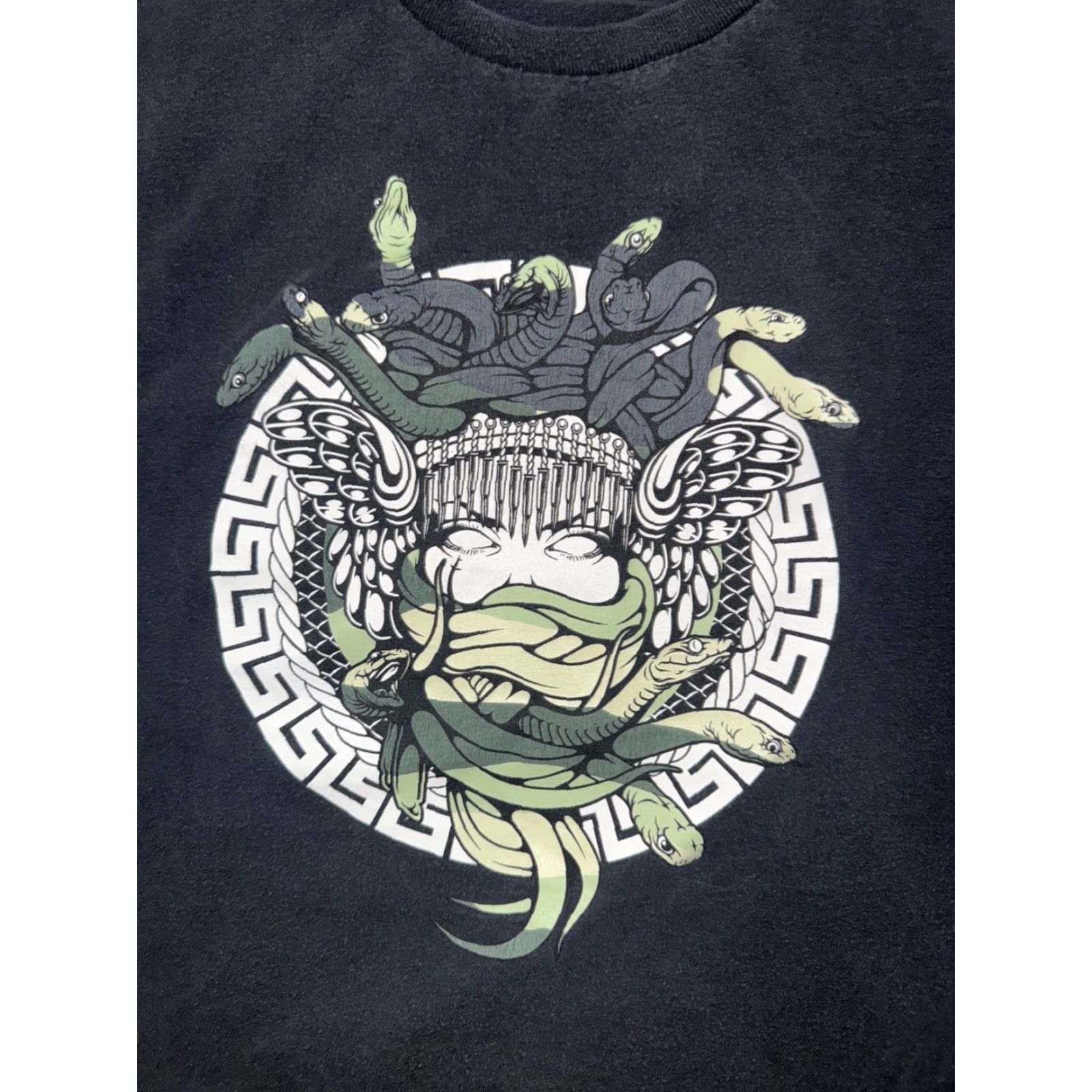 Crooks & Castles VINTAGE Crooks & Castles Medusa Head Graphic T-Shirt Black Men’s Large 19x26 Men Shirt Graphic Print Streetwear 90s Mens Size US L / EU 52-54 / 3 - 2 Thumbnail