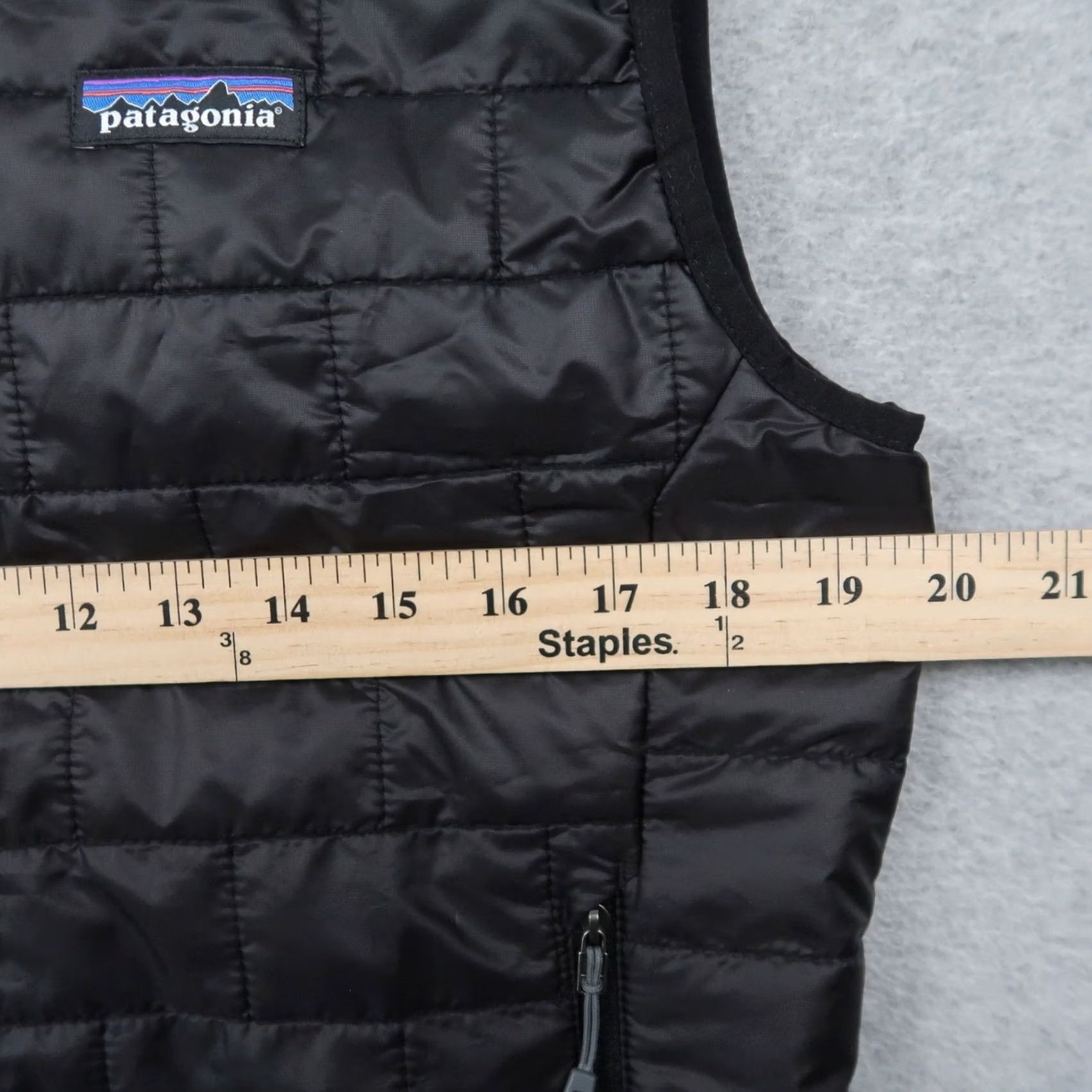 Patagonia Patagonia Nano Puff Vest Mens S Small Black Full Zip Embroidered NWT Size US S / EU 44-46 / 1 - 7 Thumbnail
