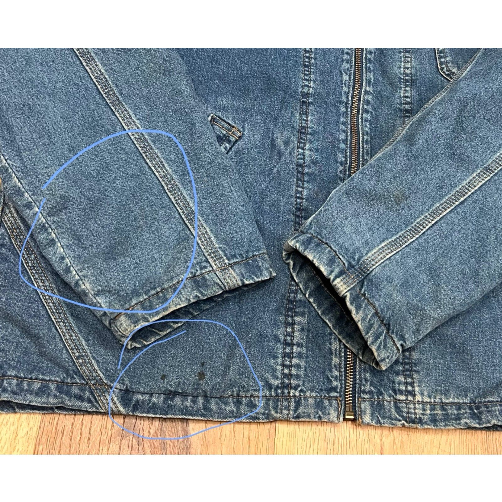 Levi's VINTAGE Levi's Denim Chore Barn Jacket Black Tab M Canada Men Jacket Blue Denim 27” 27.5” 23.5” 27" Size US M / EU 48-50 / 2 - 7 Thumbnail
