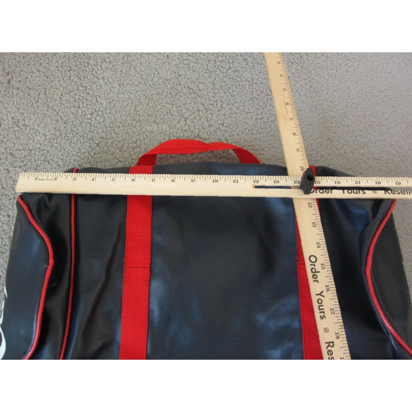 Vintage VINTAGE Gym Bag Blue Red Faux Leather Adult OS One Size Gazette Iowa Mens Size ONE SIZE - 7 Thumbnail