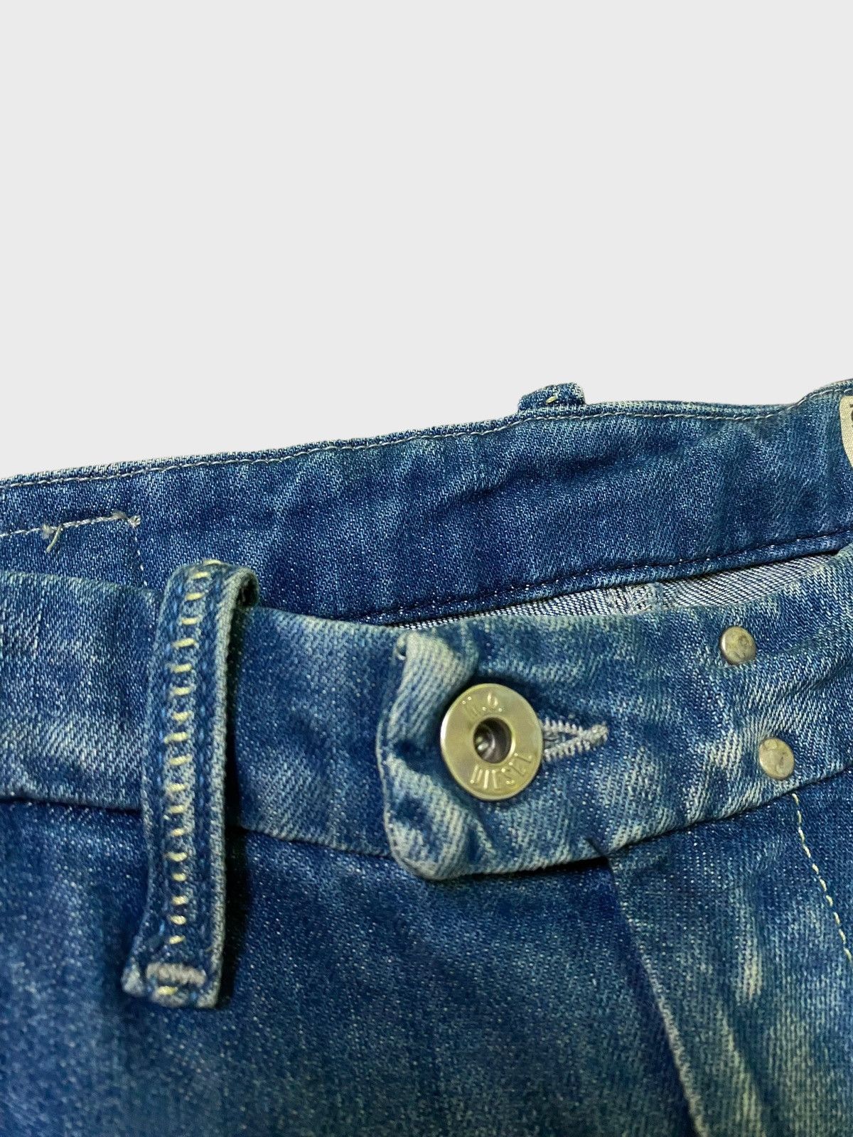 Diesel Flared Balenciaga Style Diesel Washed Wide legs Jeans 90s Size US 27 - 9 Thumbnail